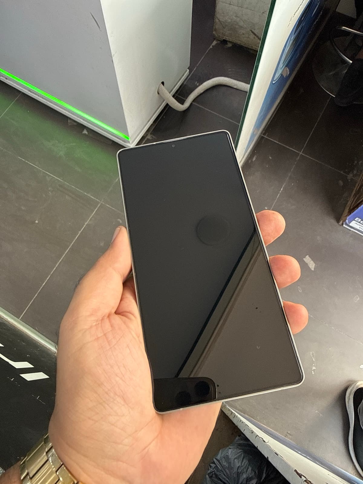 Samsung Galaxy S25 Ultra 12GB / 256GB in Titanium Gray — photo 5