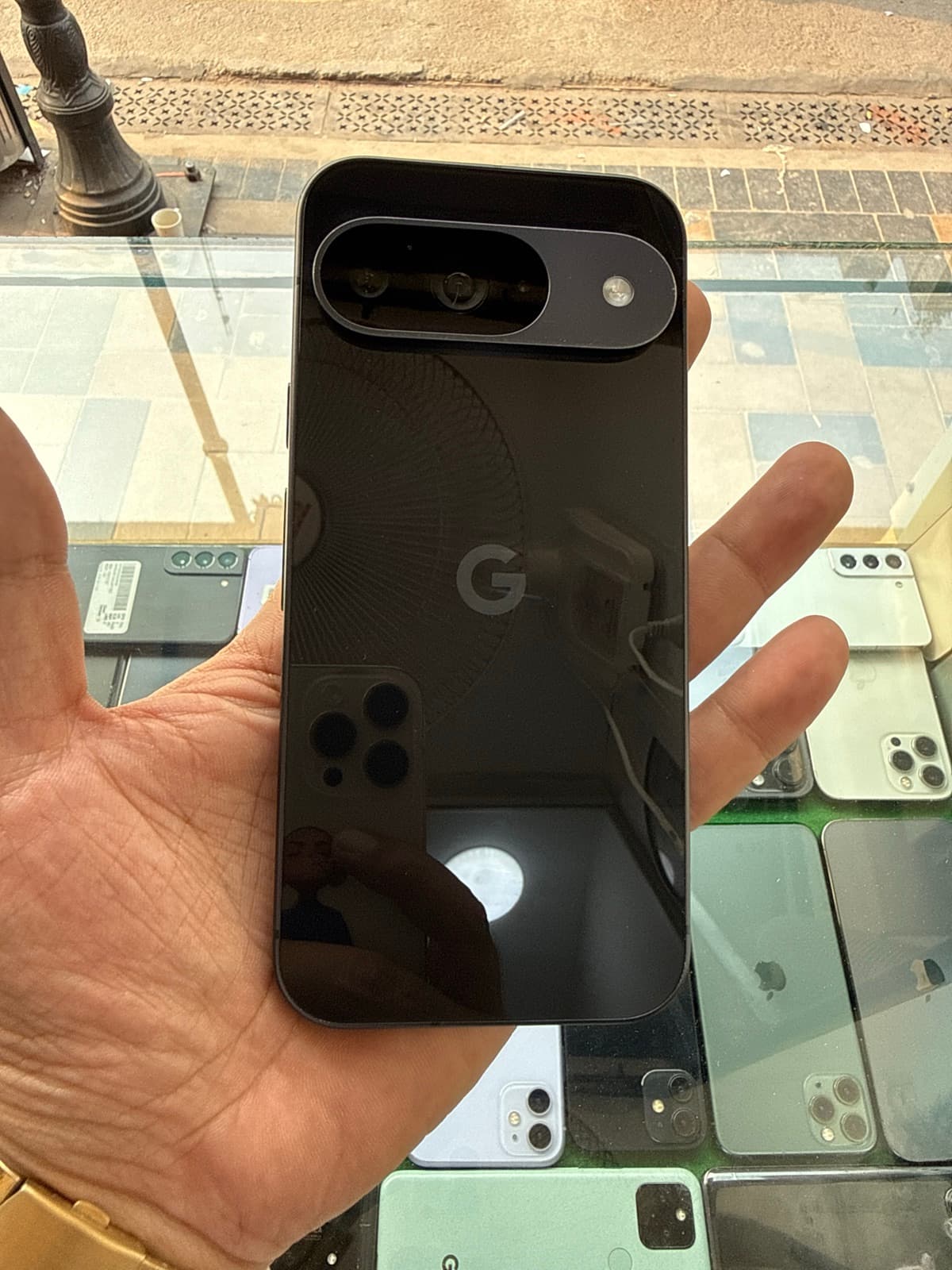 Pixel 9 · 12GB / 128GB
