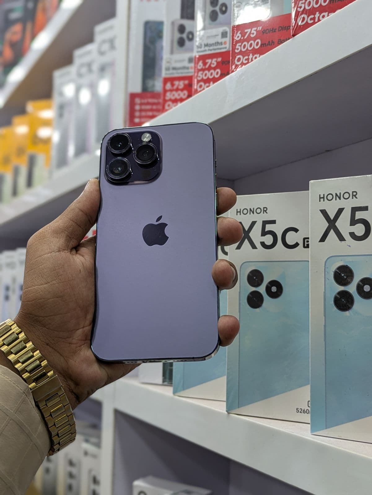 Apple iPhone 14 Pro Max 256GB in Deep Purple — photo 1