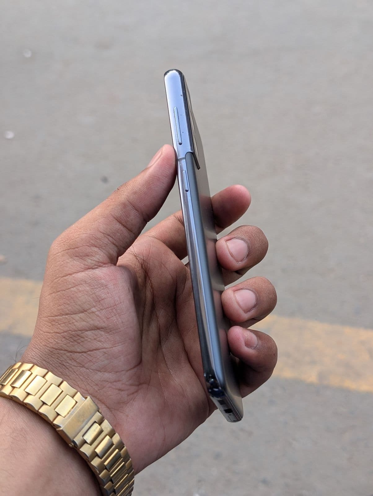 Samsung Galaxy S21 8GB / 128GB in Phantom Gray — photo 3