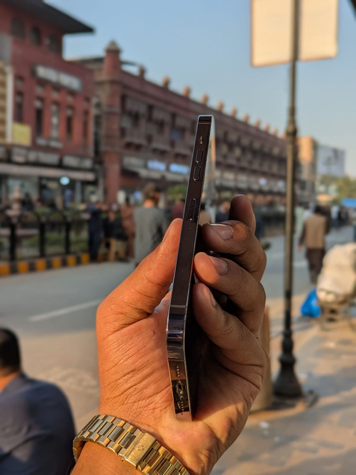 Apple iPhone 14 Pro Max 128GB in Deep Purple — photo 2