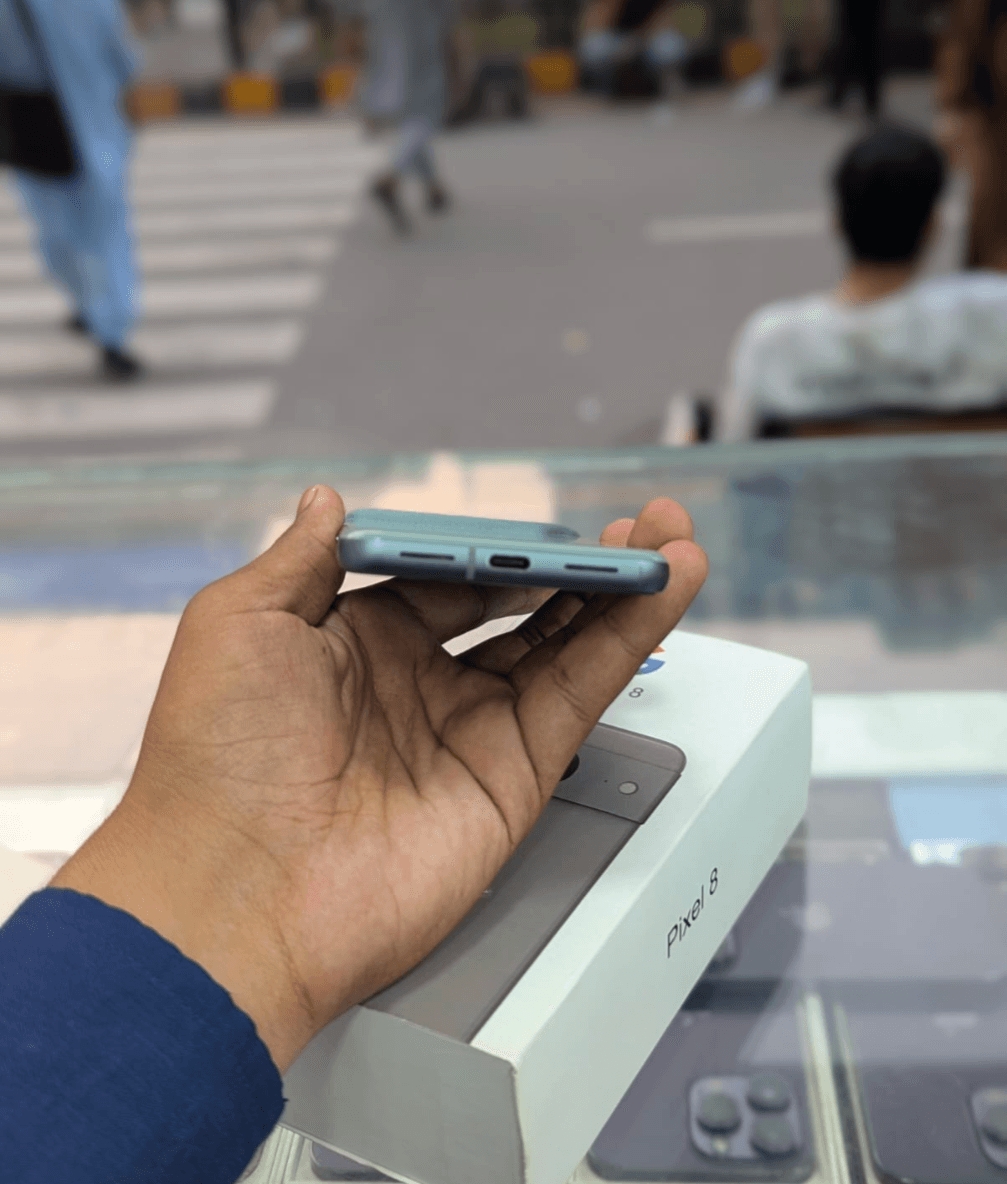 Google Pixel 8 8GB / 128GB in Hazel — photo 3