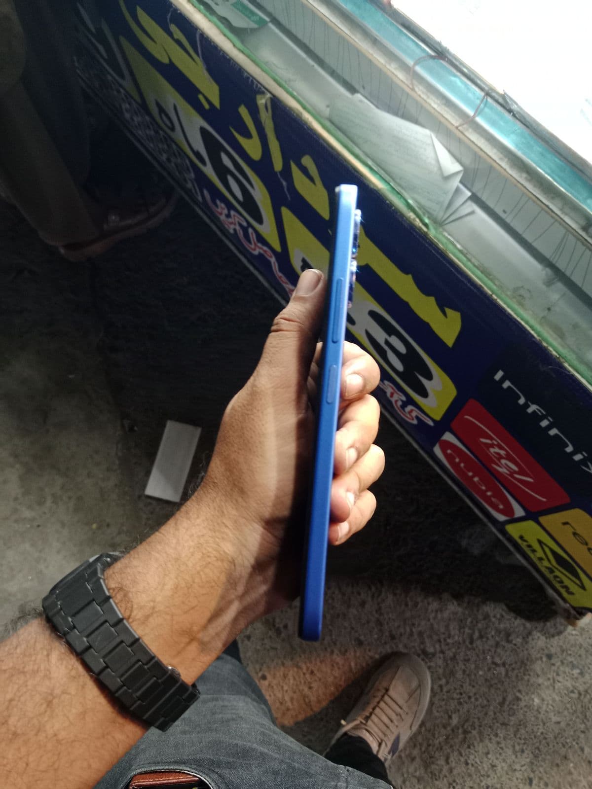 Infinix Smart 20 4GB / 128GB in Cloudline Blue — photo 4
