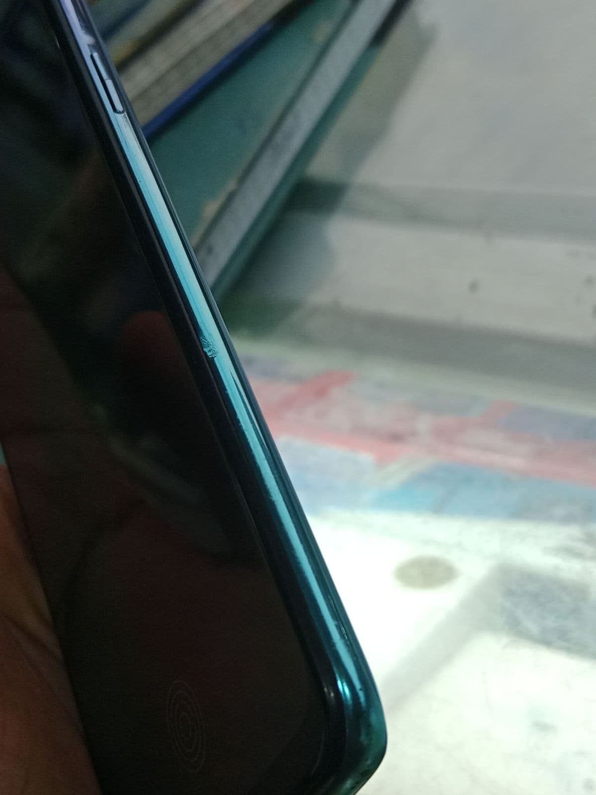 Oppo F19 Pro 8GB / 128GB in Fluid Black — photo 4