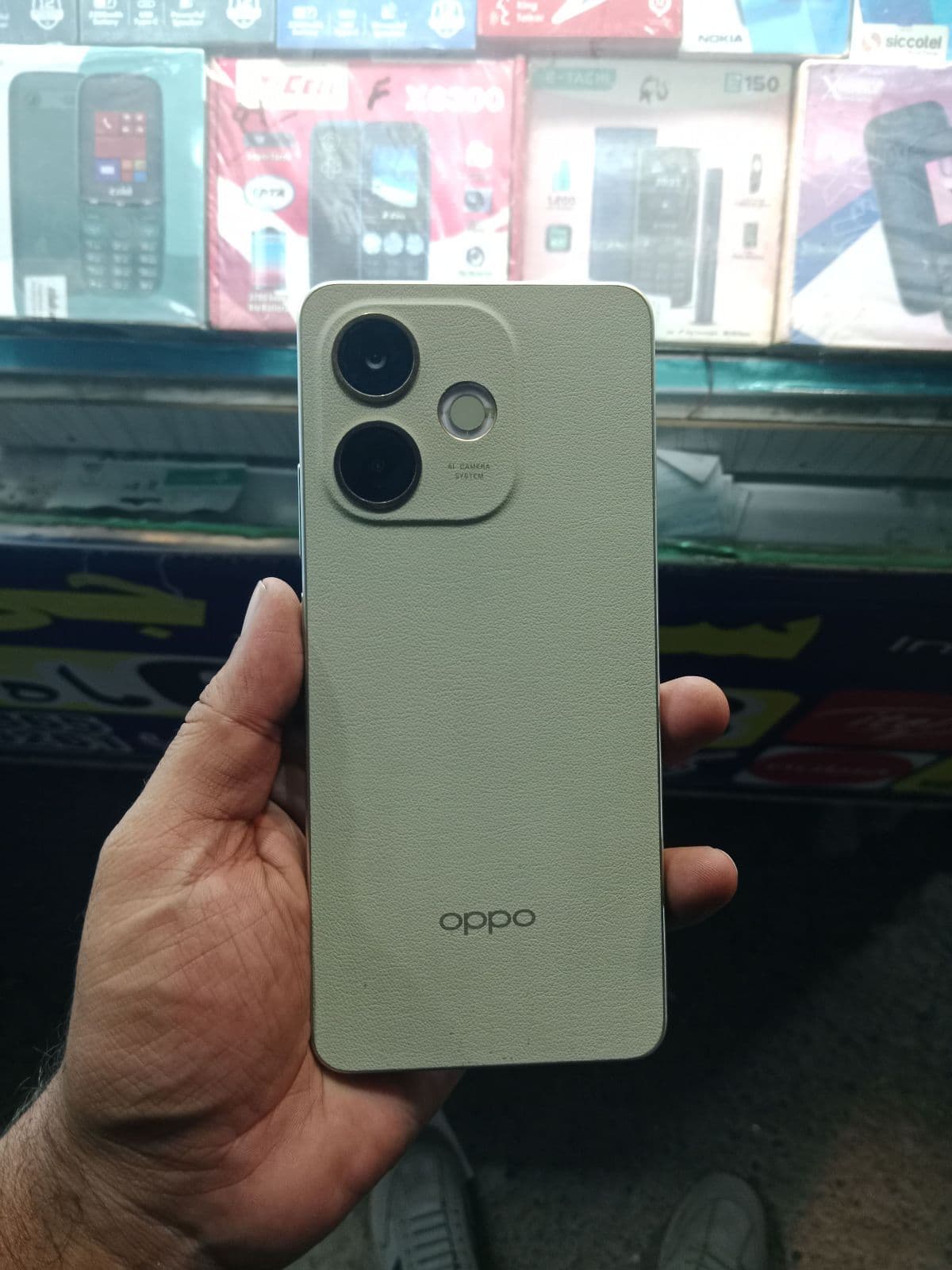 Oppo A5 Pro 8GB / 128GB in Olive Green — photo 1