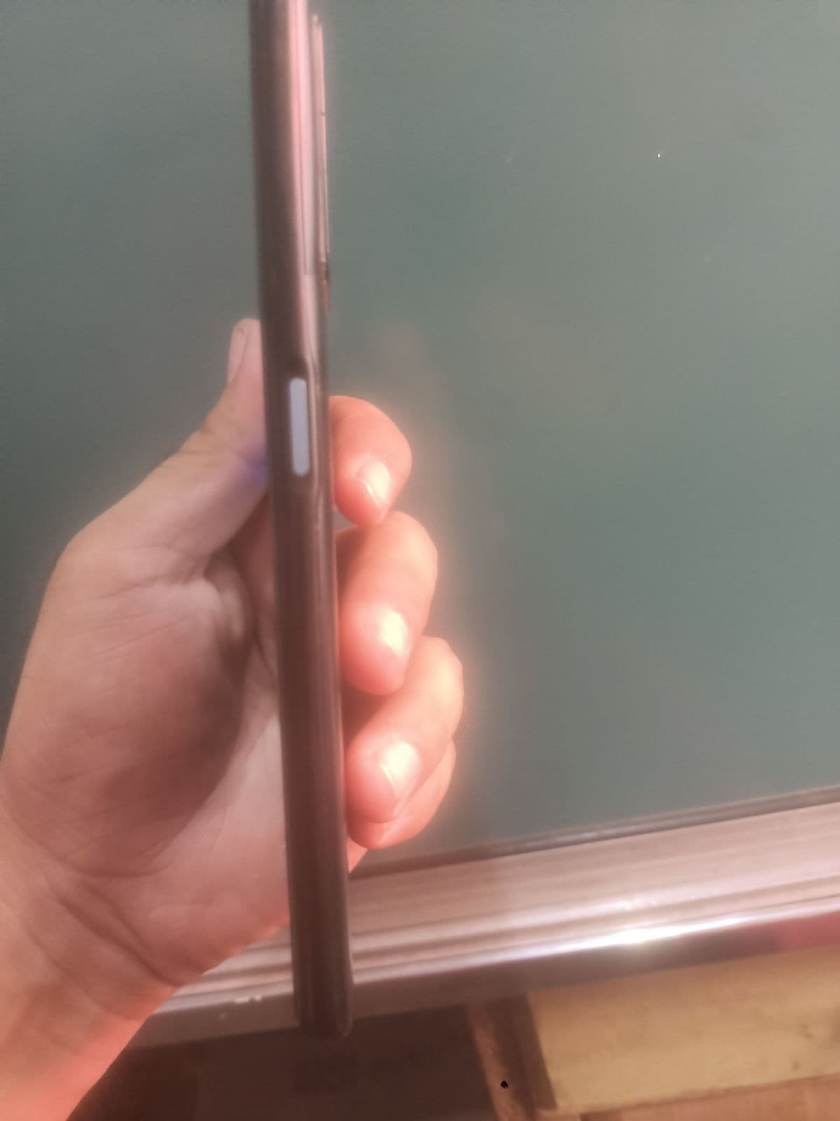 Oppo A77 6GB / 128GB in Midnight Black — photo 3