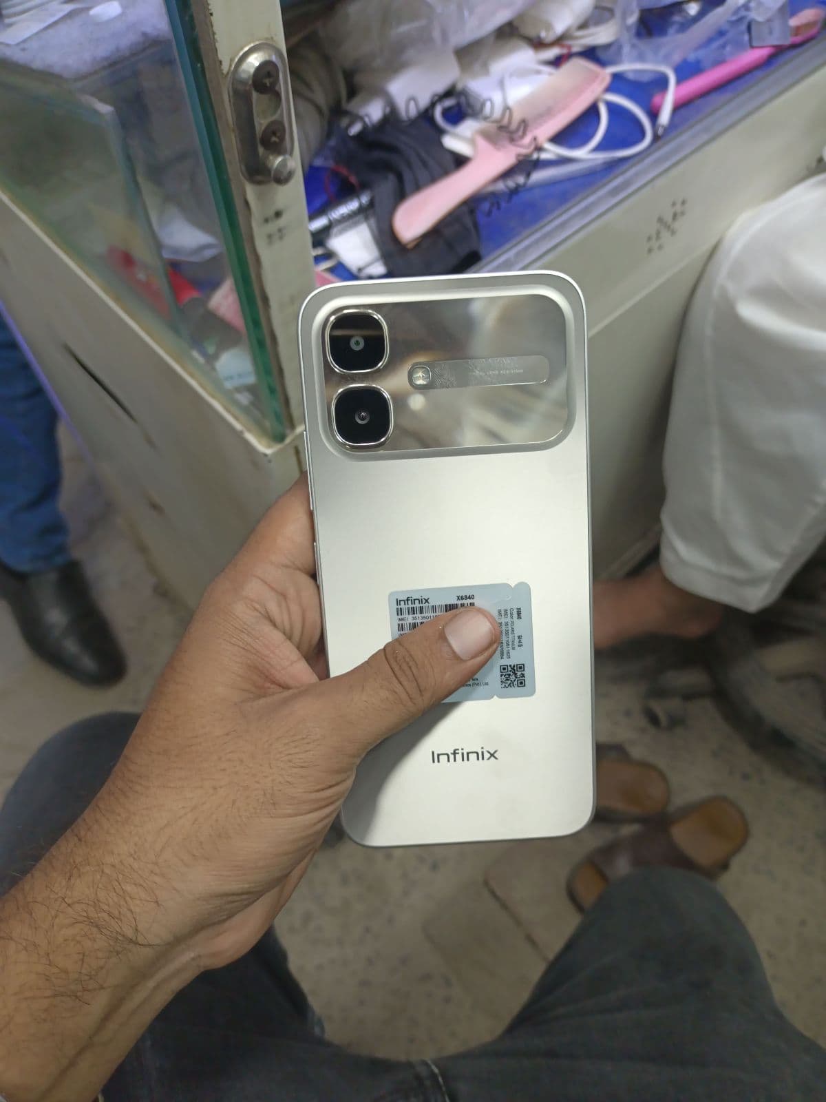 Infinix Smart 20 · 4GB / 64GB