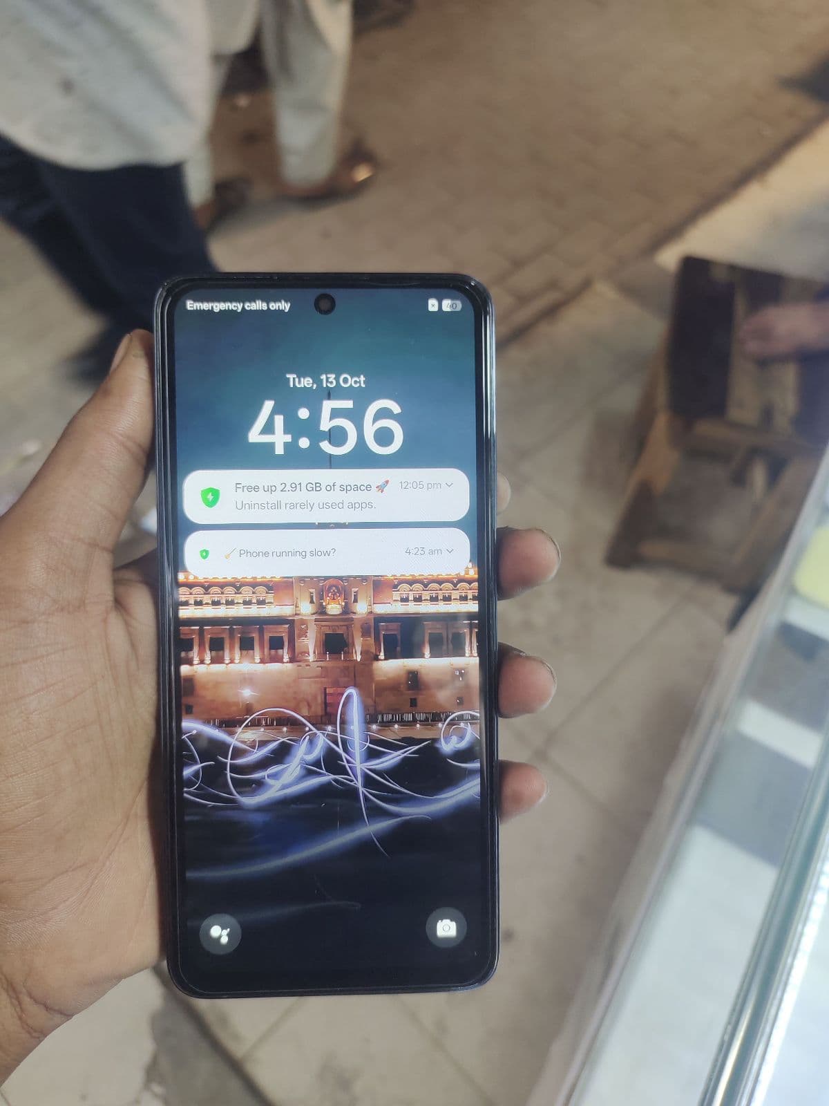 Oppo Reno 12 F 4G 8GB / 256GB in Black — photo 2