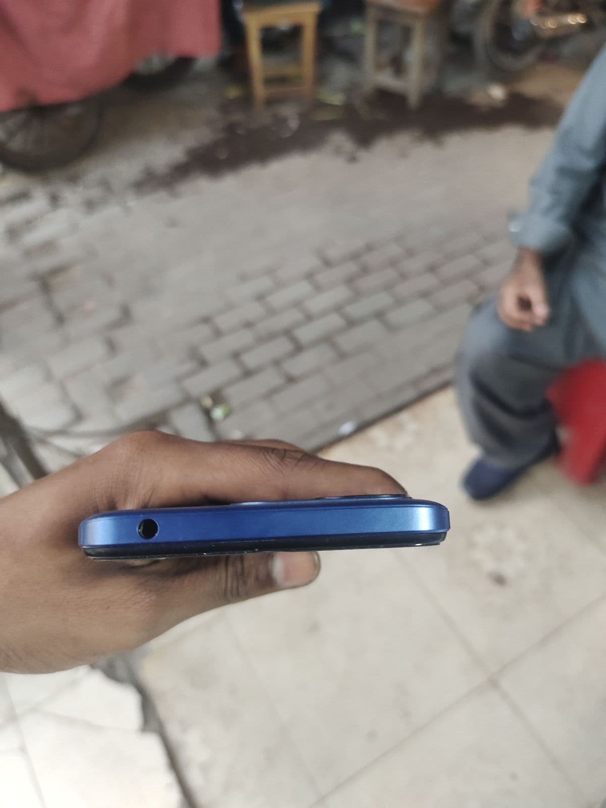 Xiaomi Redmi 12C 4GB / 128GB in Ocean Blue — photo 5