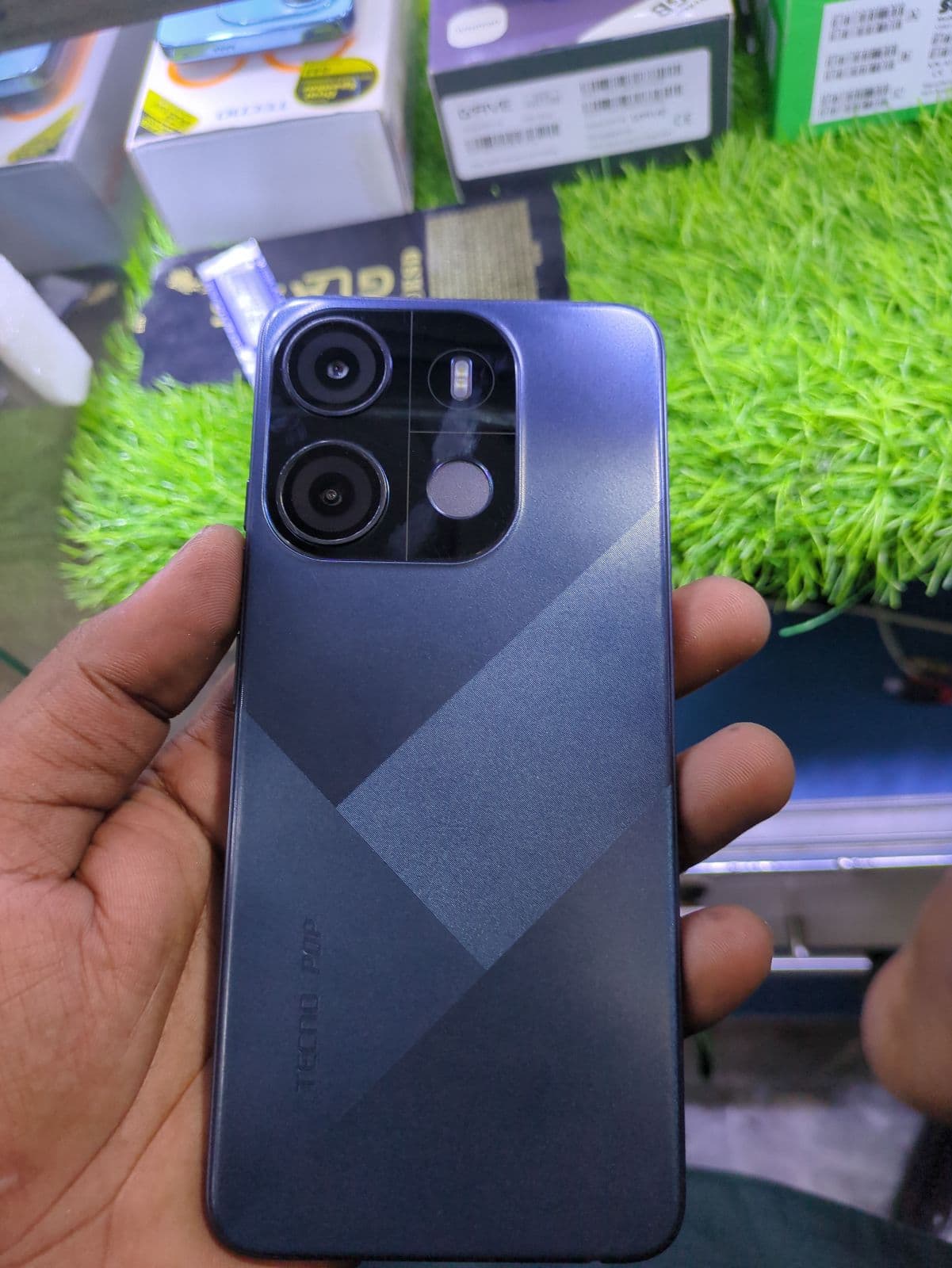Tecno Spark Go 2023 4GB / 64GB in Endless Black — photo 2