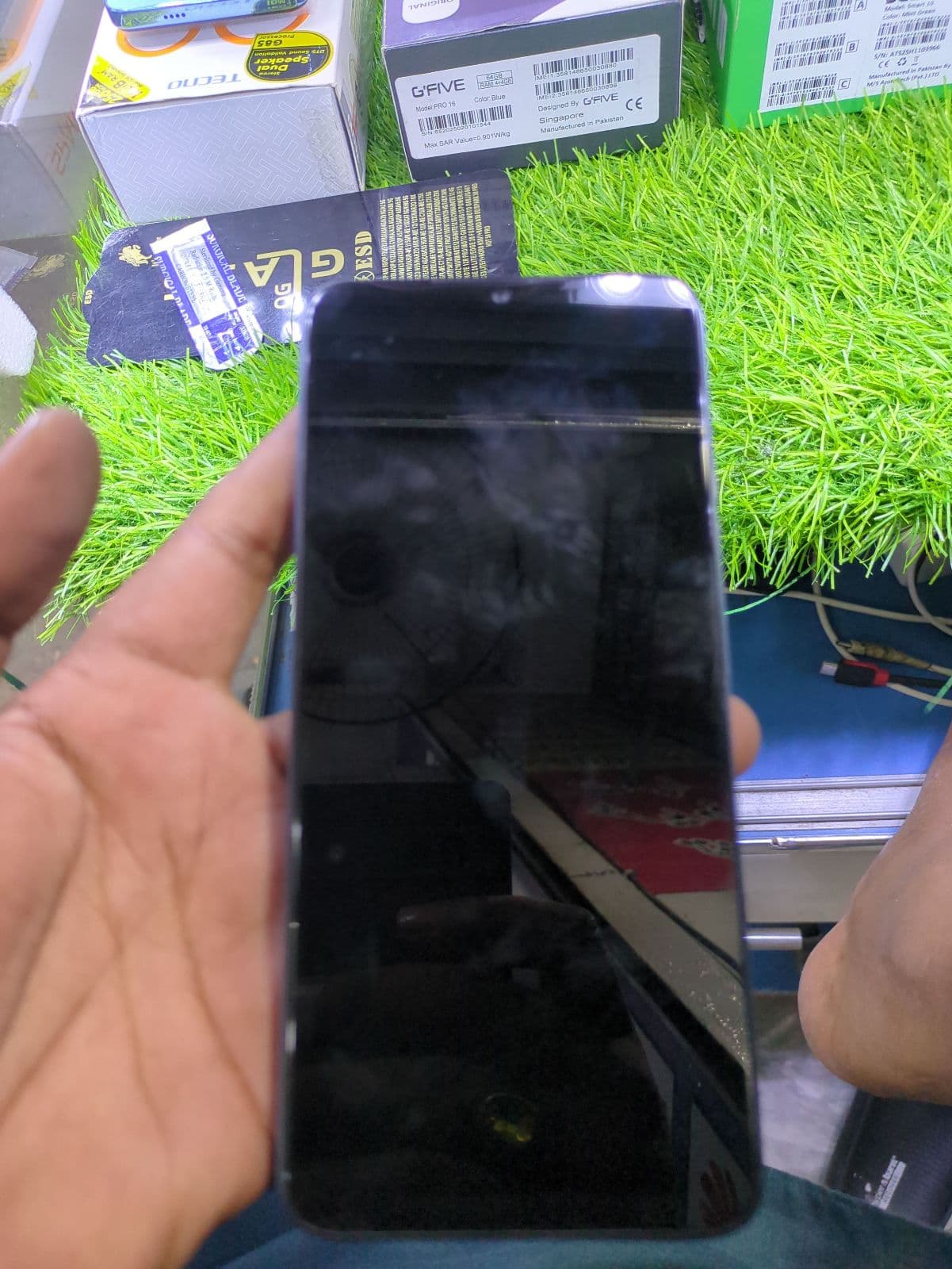 Tecno Spark Go 2023 4GB / 64GB in Endless Black — photo 3