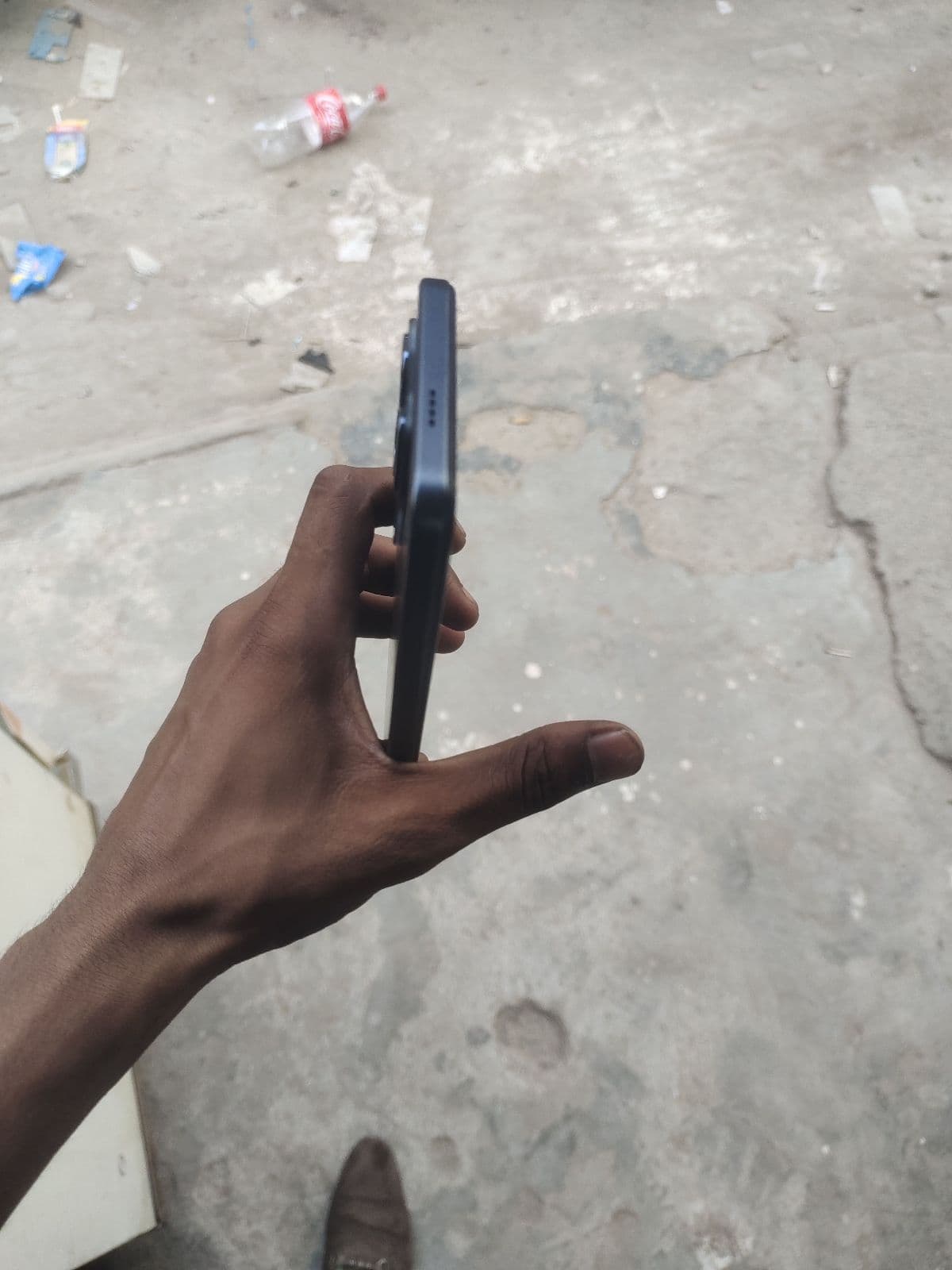 Infinix Hot 50i 4GB / 128GB in Sea Blue — photo 4