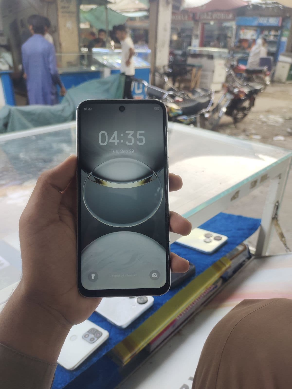 Tecno Spark 30C 6GB / 128GB in Orbit White — photo 2