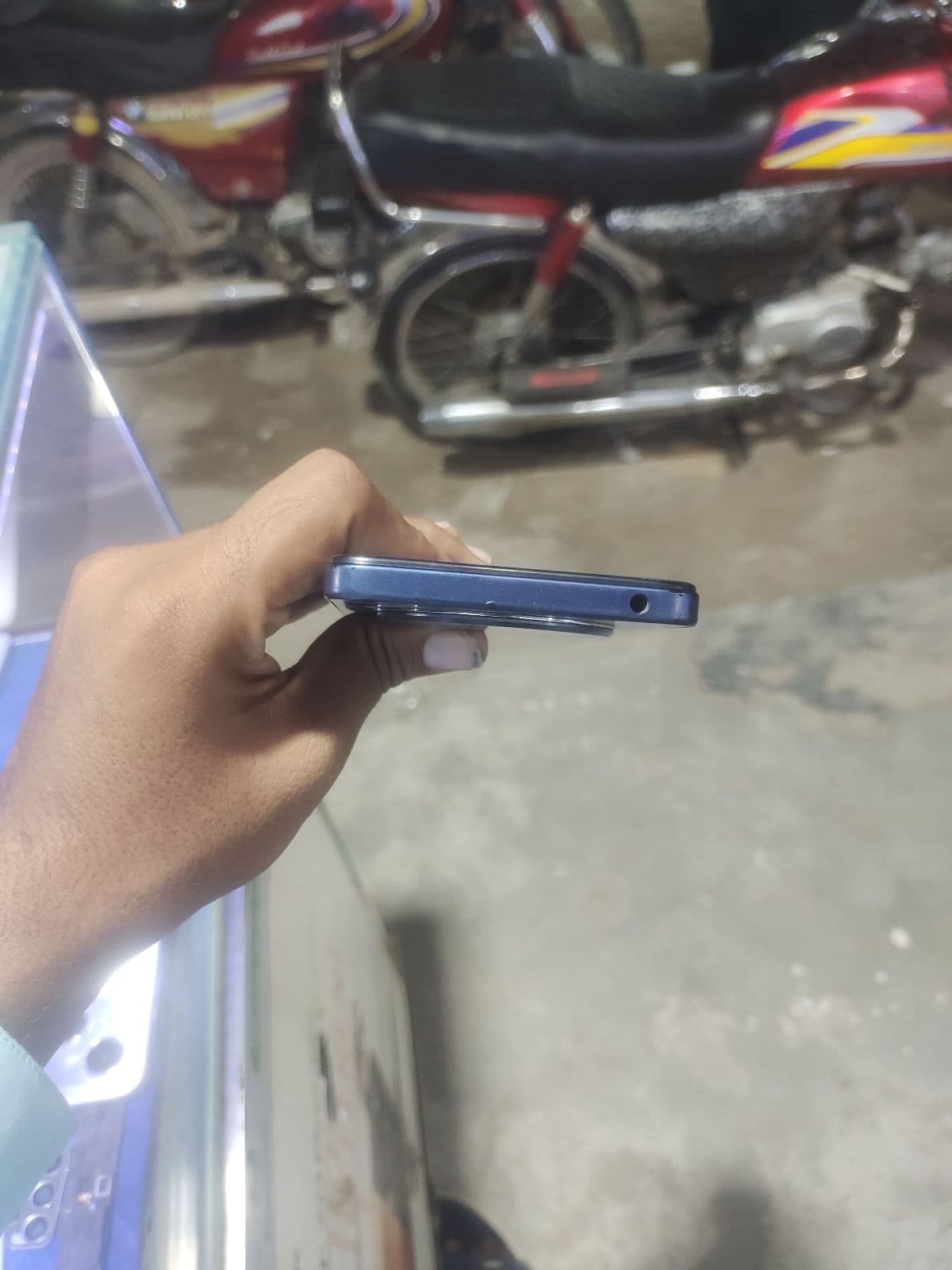 Xiaomi Redmi 14C 4GB / 128GB in Starry Blue — photo 4
