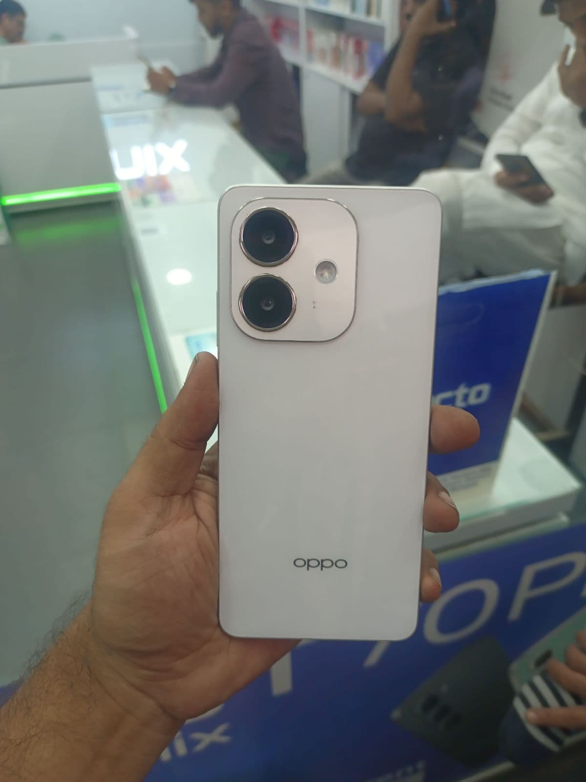 Oppo A3 · 6GB / 256GB