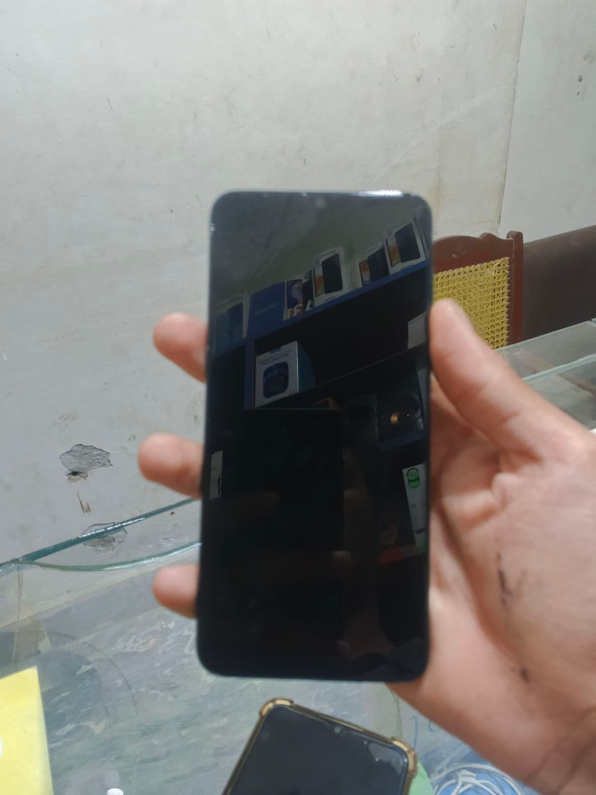 Samsung Galaxy A30 4GB / 64GB in Black — photo 2
