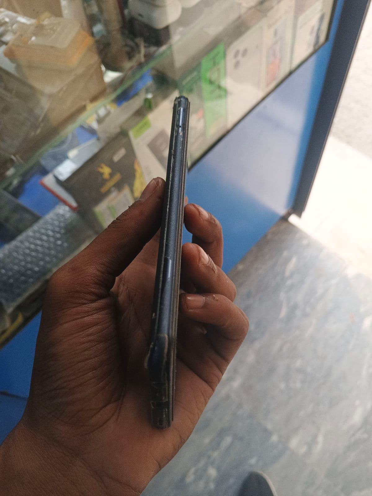 Oppo A15 3GB / 32GB in Mystery Blue — photo 4