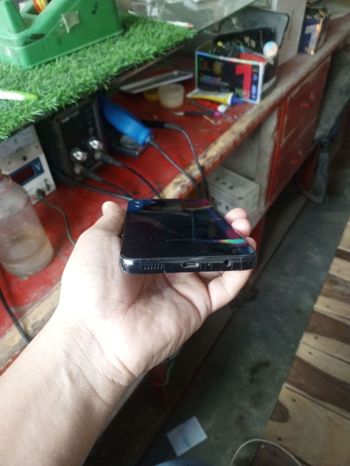 Samsung Galaxy A05 6GB / 128GB in Black — photo 4