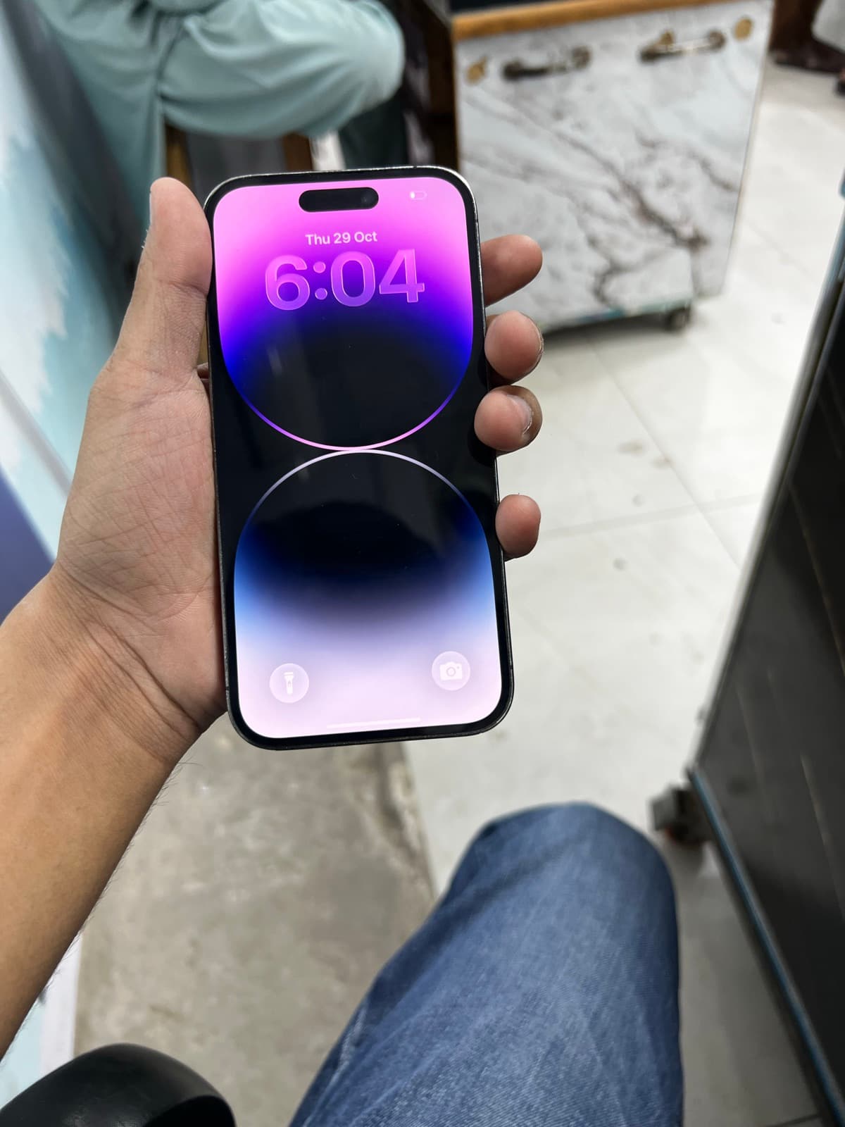 Apple iPhone 14 Pro 256GB in Deep Purple — photo 2