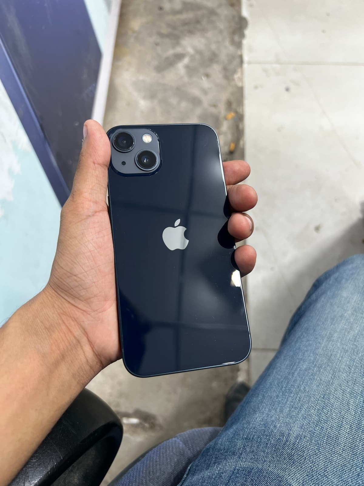 iPhone 13 · 128GB
