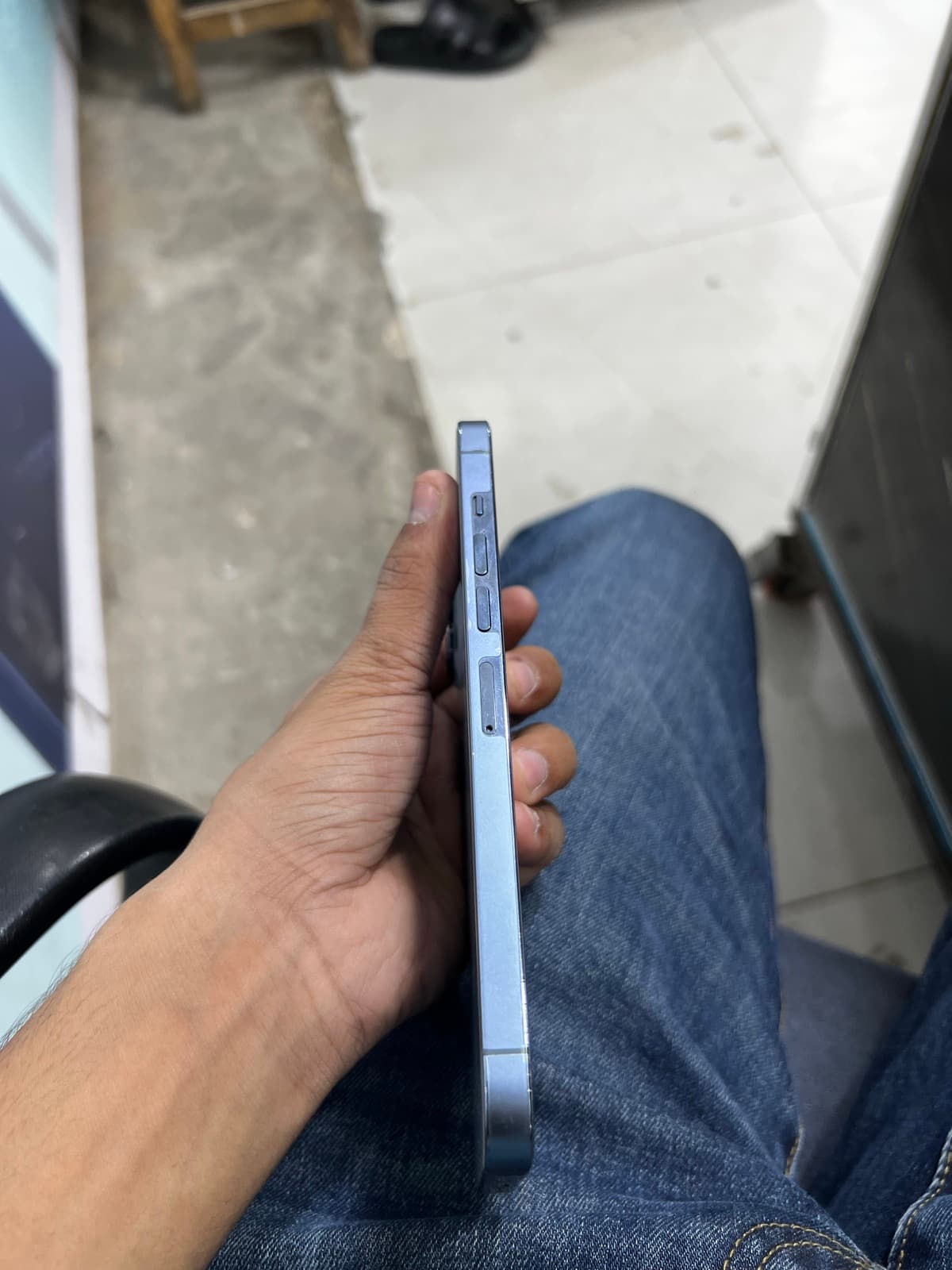 Apple iPhone 13 Pro Max 128GB in Sierra Blue — photo 5