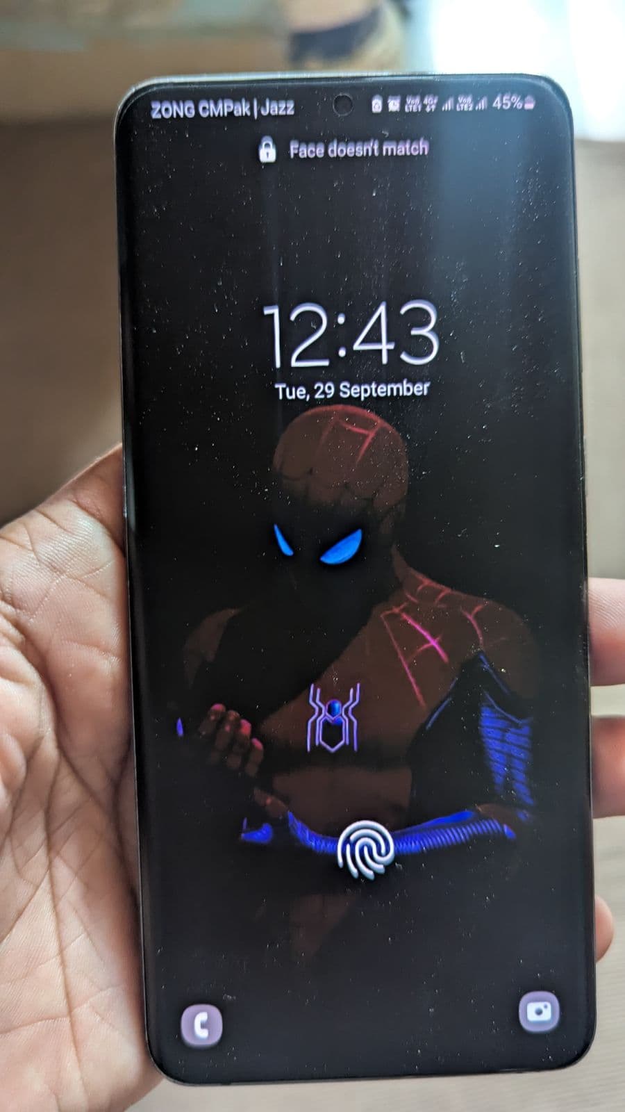 Galaxy S20+ · 8GB / 128GB