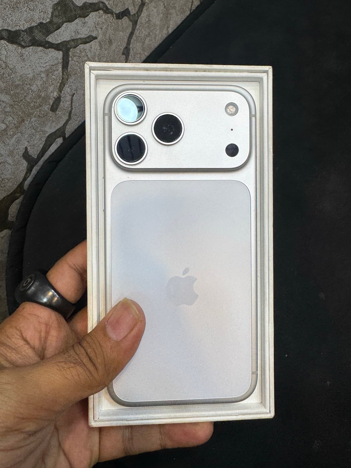Apple iPhone 17 Pro Max 256GB in Silver — photo 2
