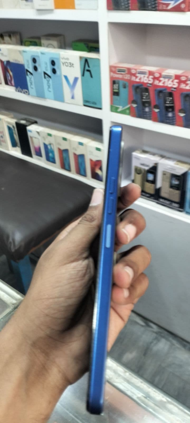 Tecno Spark Go 3 4GB / 128GB in Galaxy Blue — photo 4