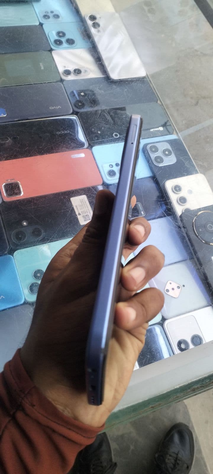 Tecno Spark 40 6GB / 128GB in Mirage Blue — photo 4