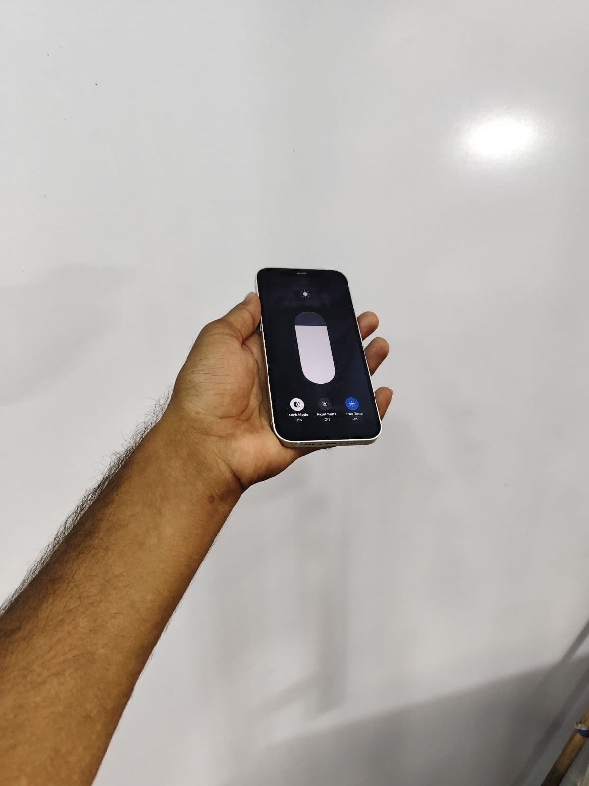 Apple iPhone 12 128GB in White — photo 3