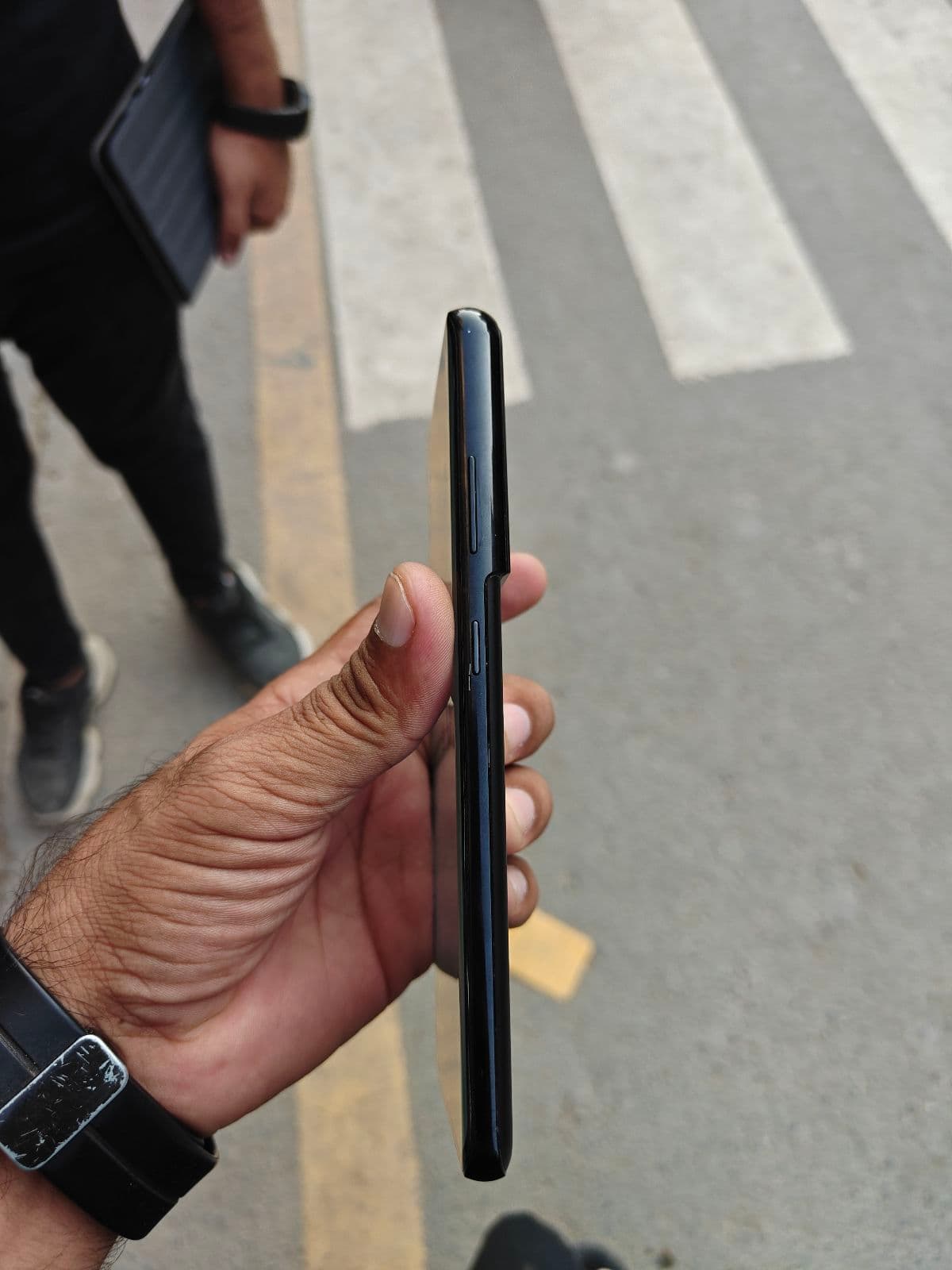 Samsung Galaxy S21 Ultra 12GB / 128GB in Phantom Black — photo 2