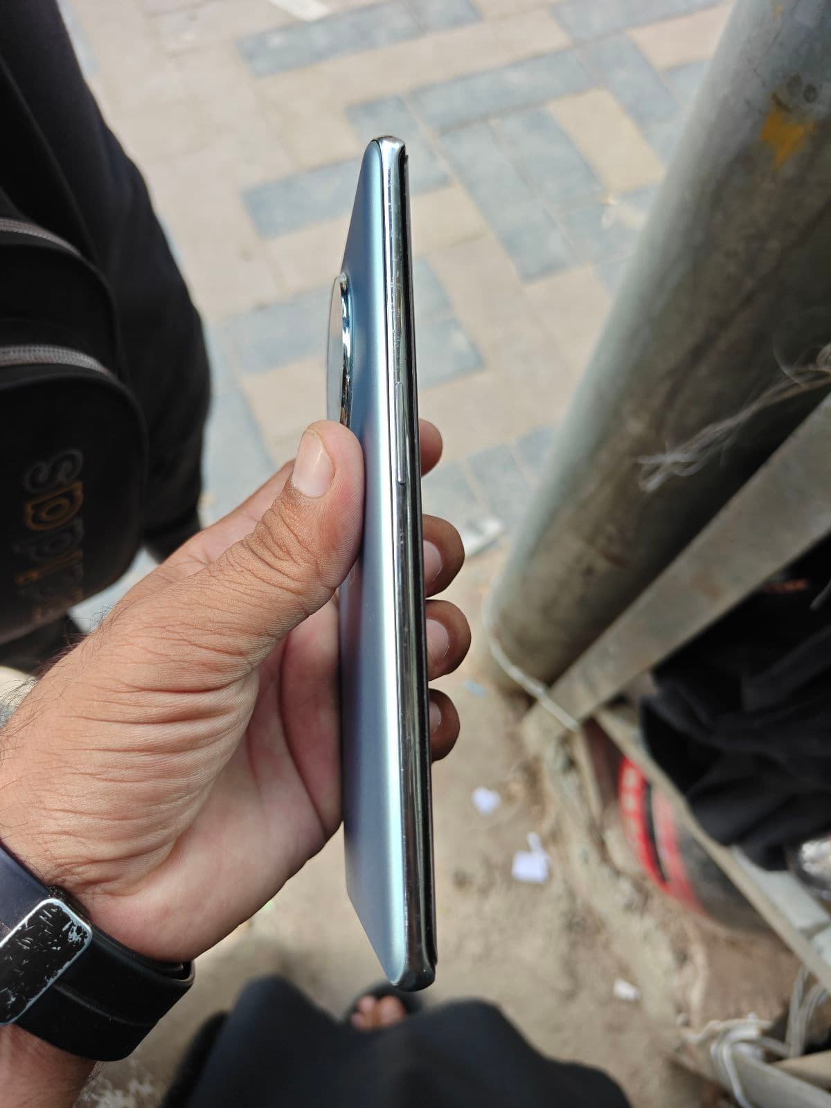 OnePlus 11 8GB / 128GB in Titan Black — photo 3
