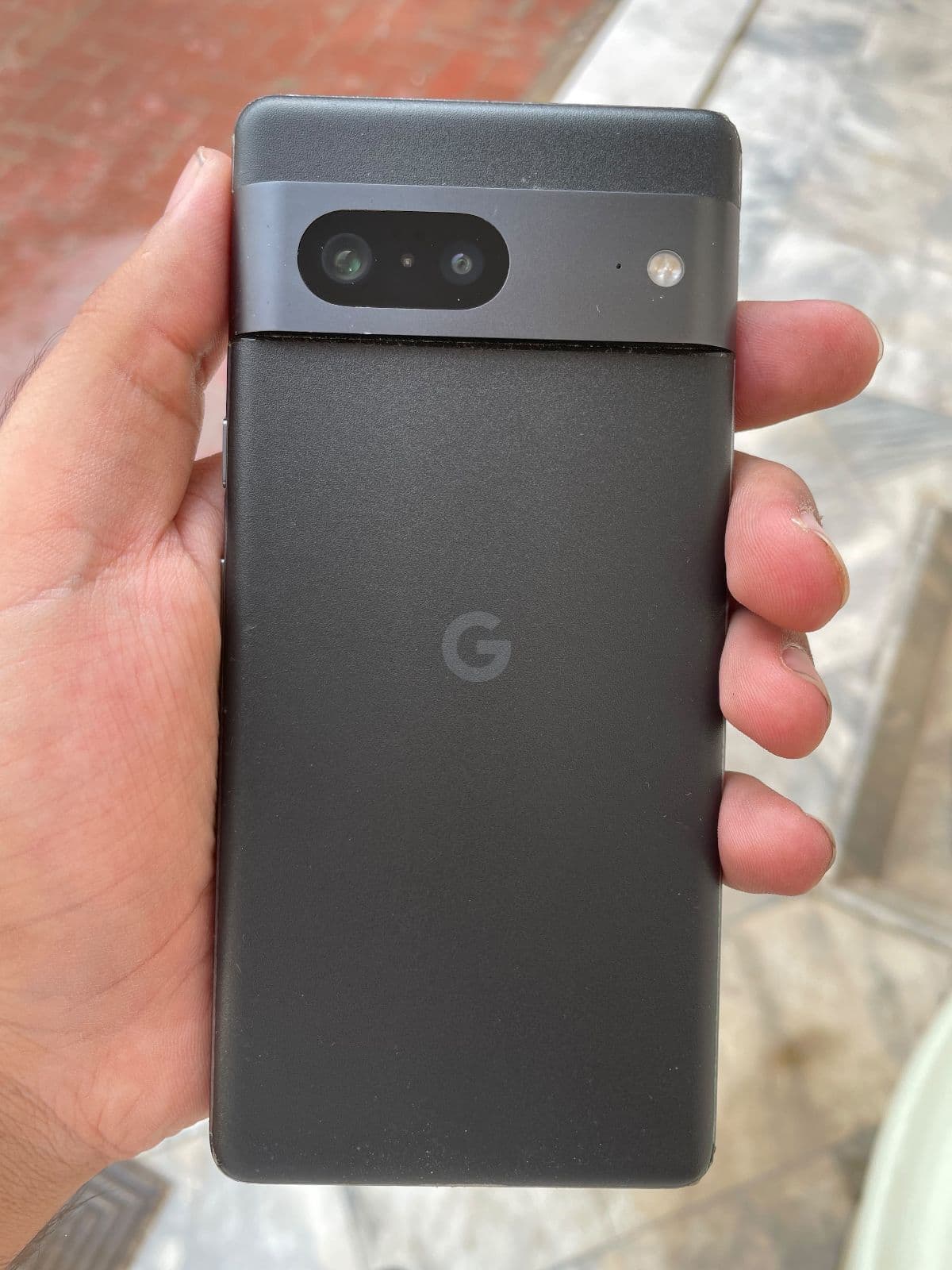 Google Pixel 7 8GB / 128GB in Obsidian — photo 1