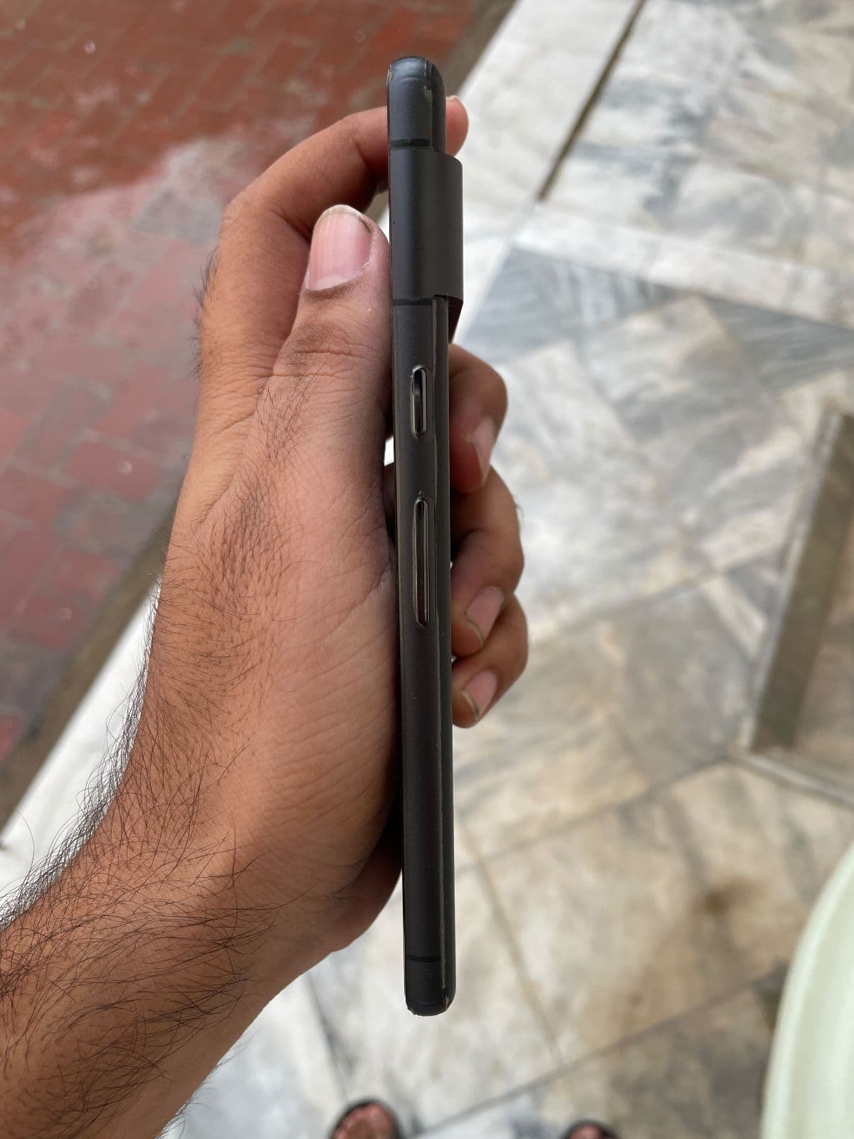 Google Pixel 7 8GB / 128GB in Obsidian — photo 2