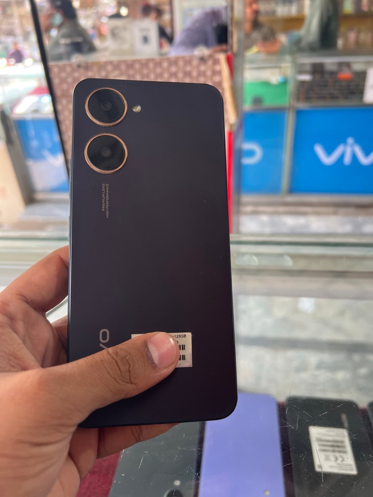 Vivo Y03t · 4GB / 128GB
