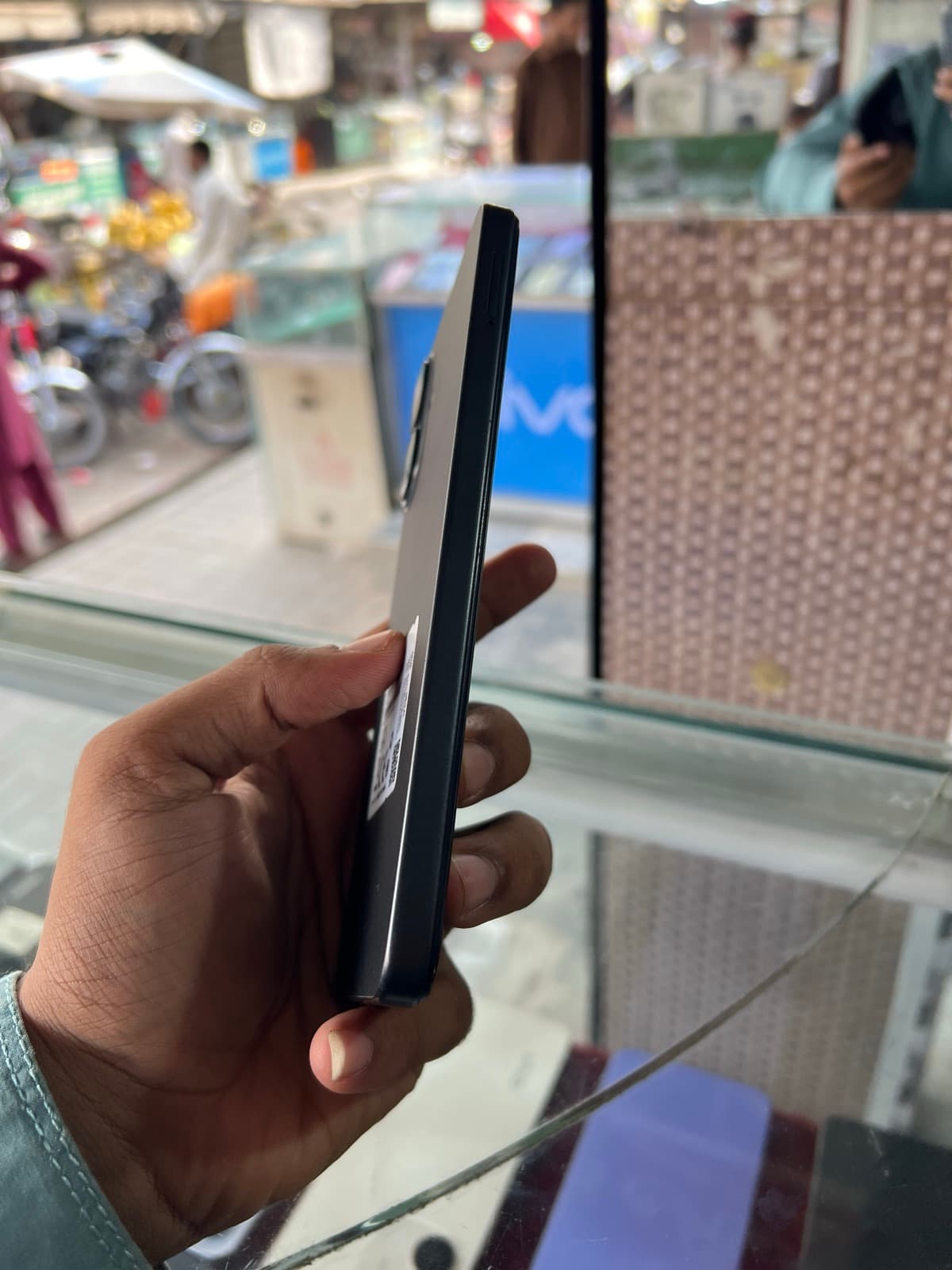 Infinix Smart 10 4GB / 128GB in Sleek Black — photo 2