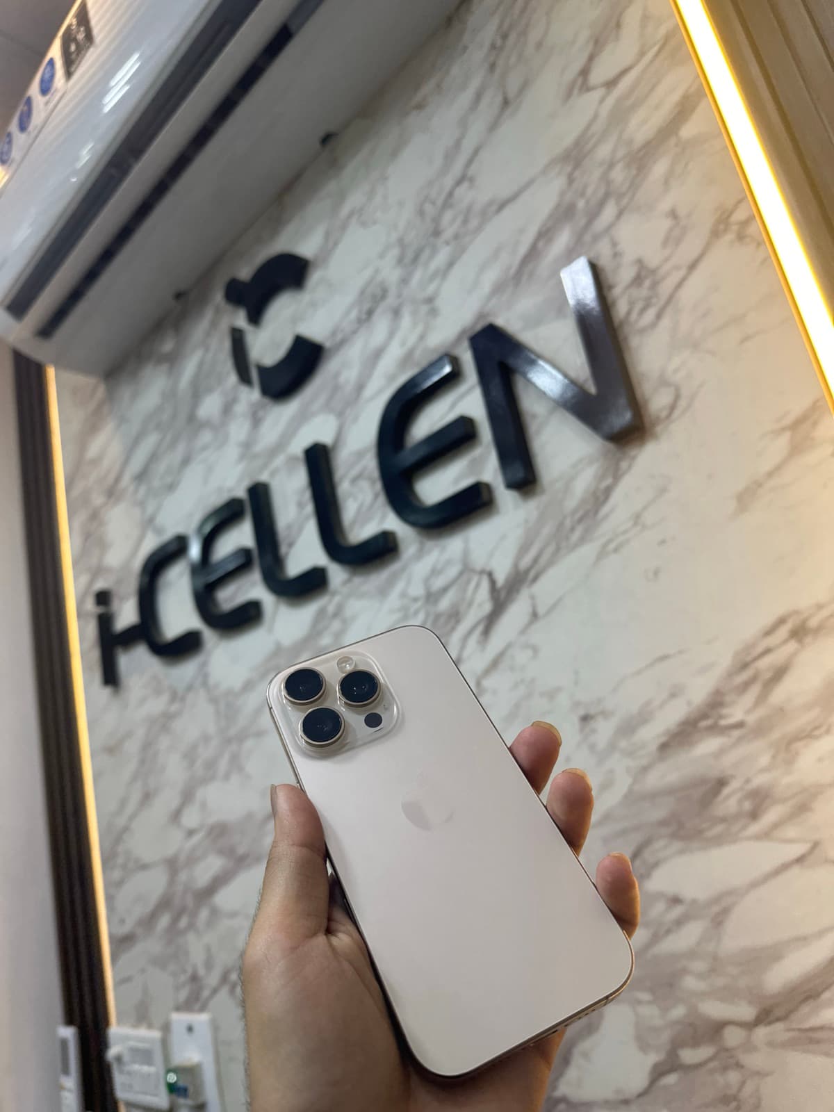 iPhone 16 Pro · 128GB
