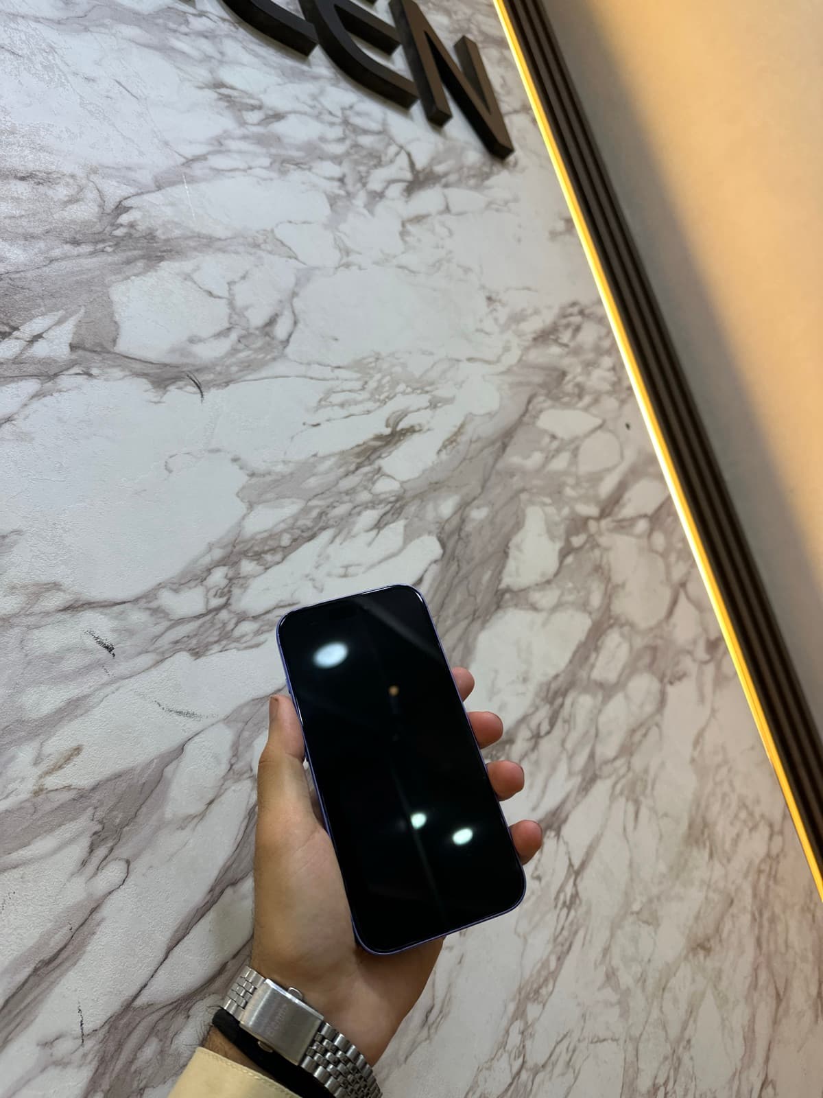 Apple iPhone 16 128GB in Ultramarine — photo 4