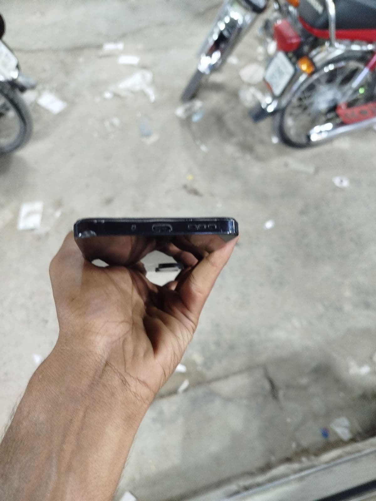 Xiaomi Redmi 13C 6GB / 128GB in Midnight Black — photo 3