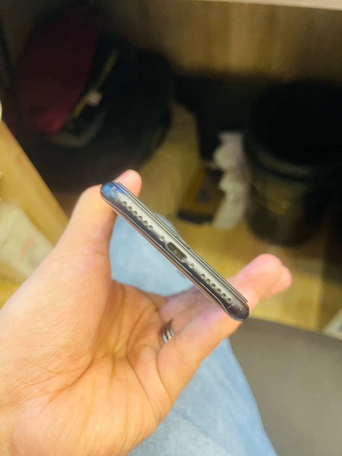 Apple iPhone SE (2020) 128GB in Black — photo 5
