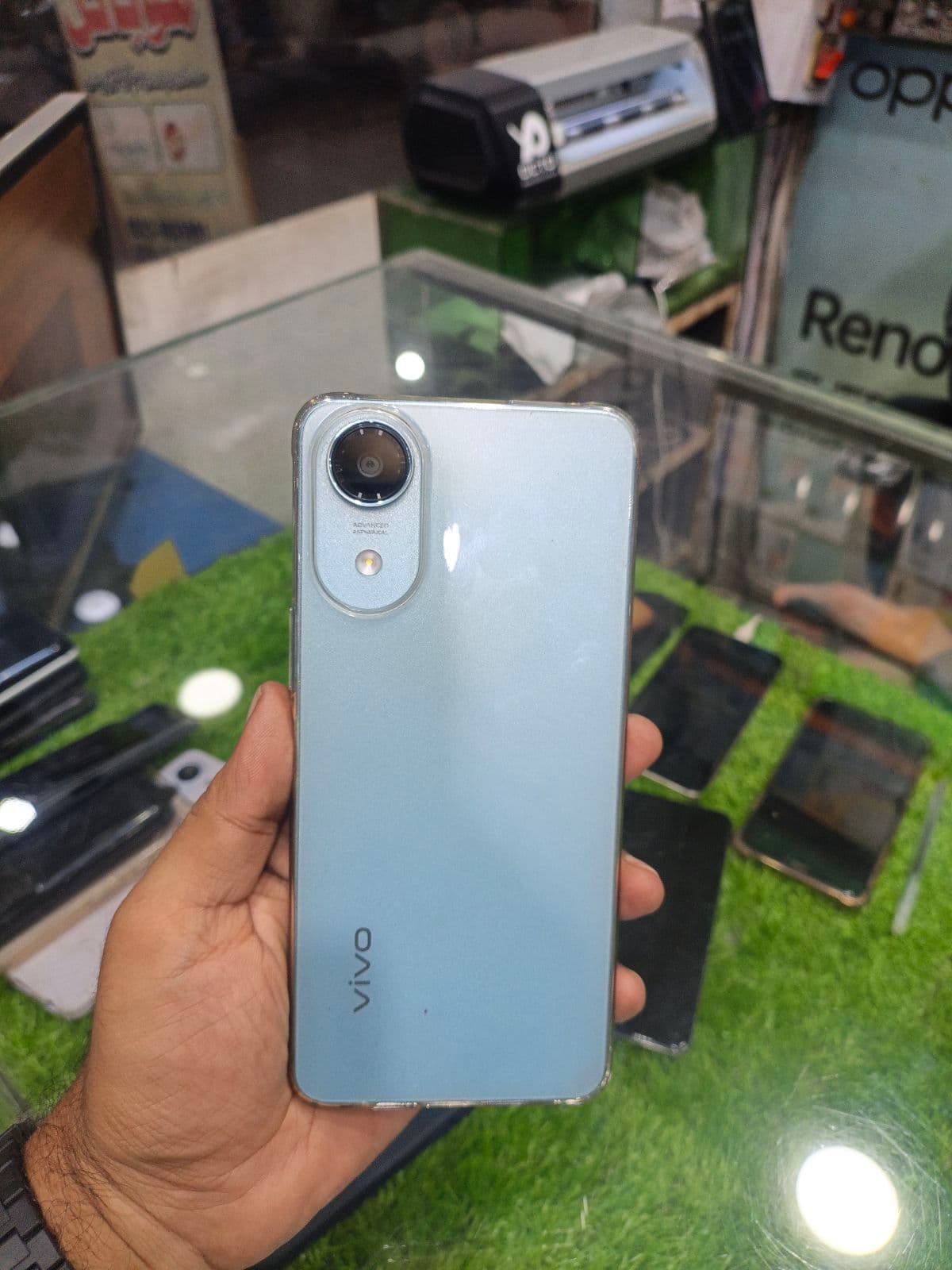 Vivo Y05e · 4GB / 64GB