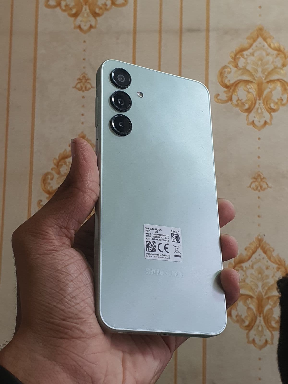 Galaxy A16 · 8GB / 256GB