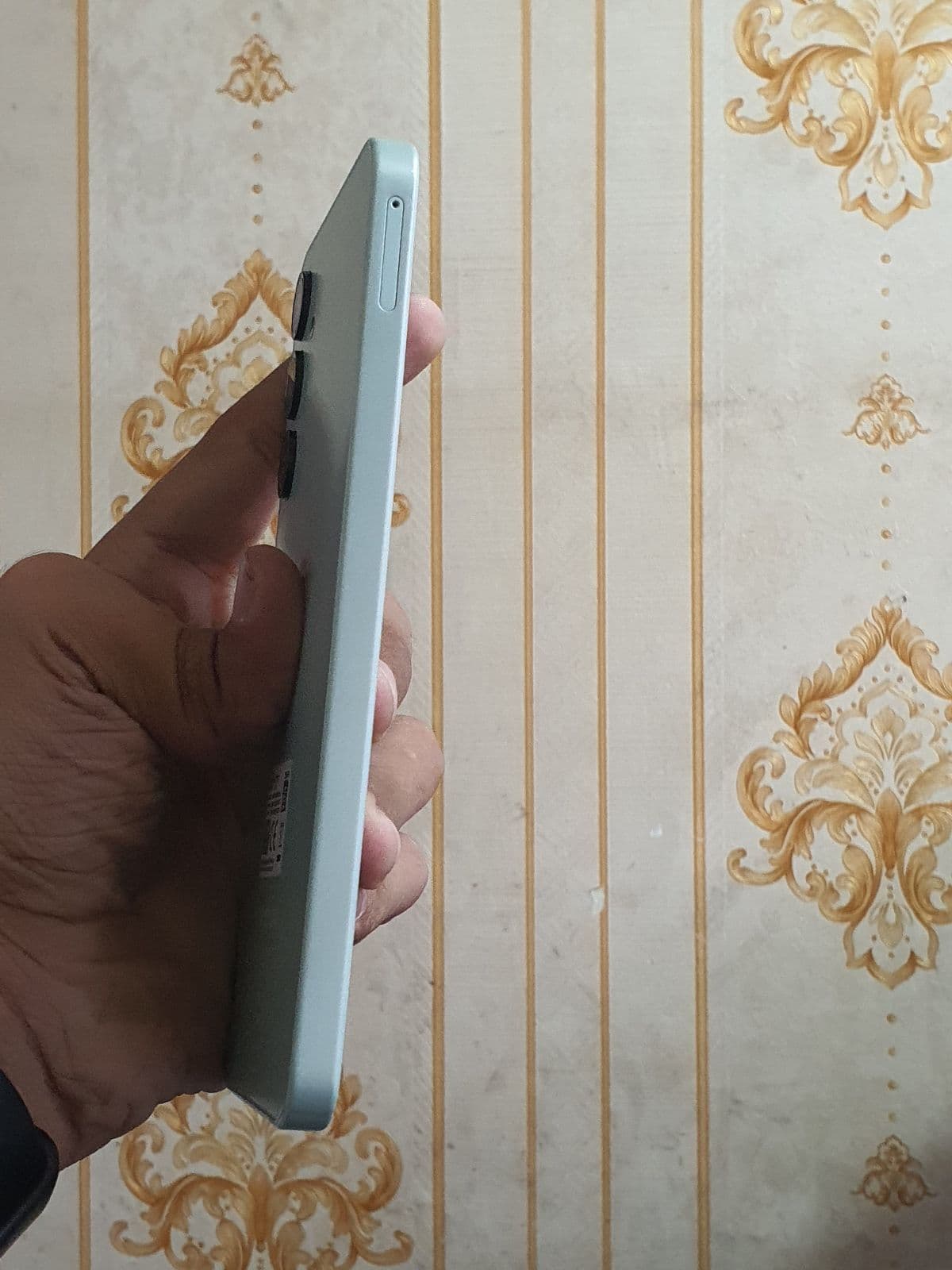Samsung Galaxy A16 8GB / 256GB in Light Green — photo 3
