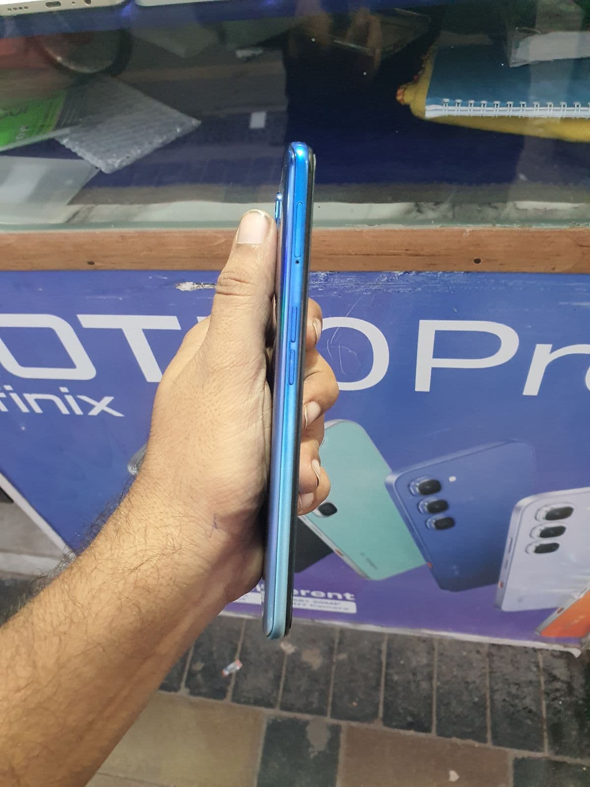 Oppo A54 4GB / 128GB in Starry Blue — photo 3