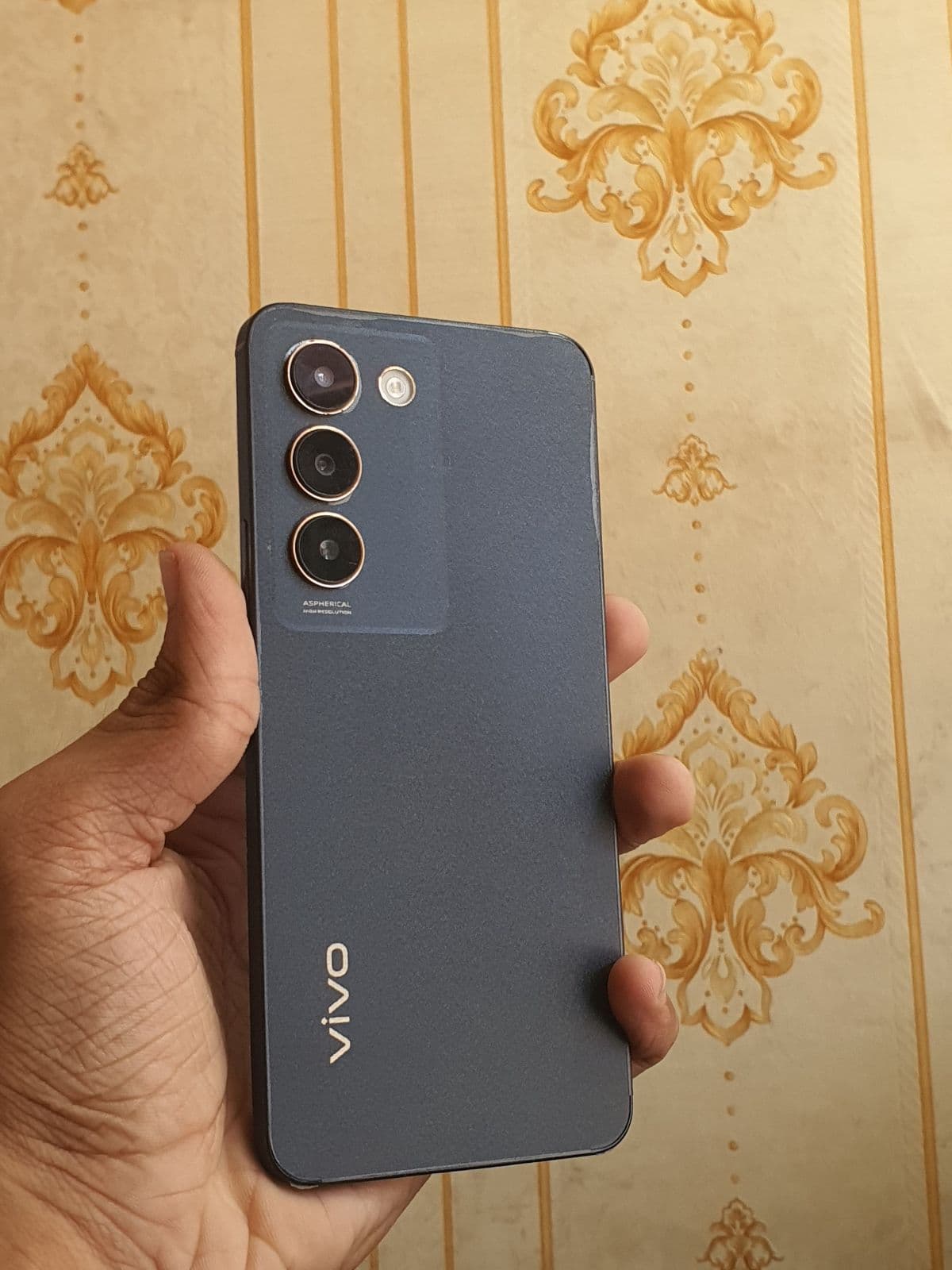 Vivo Y100 8GB / 256GB in Pacific Blue — photo 5