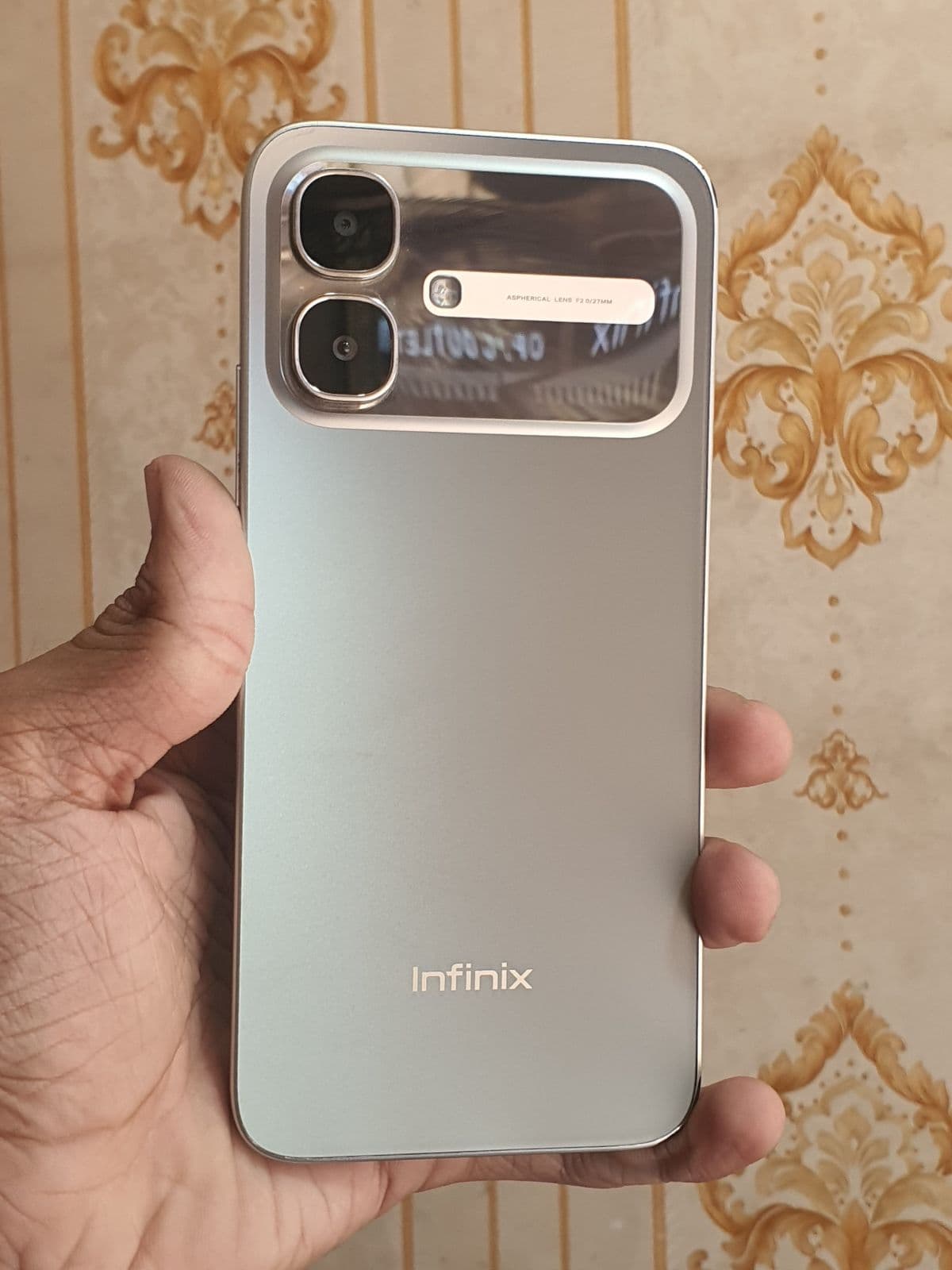 Infinix Smart 20 4GB / 128GB in Polaris Titanium — photo 1