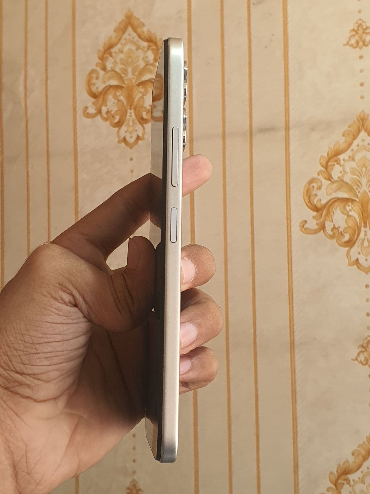 Infinix Smart 20 4GB / 128GB in Polaris Titanium — photo 2