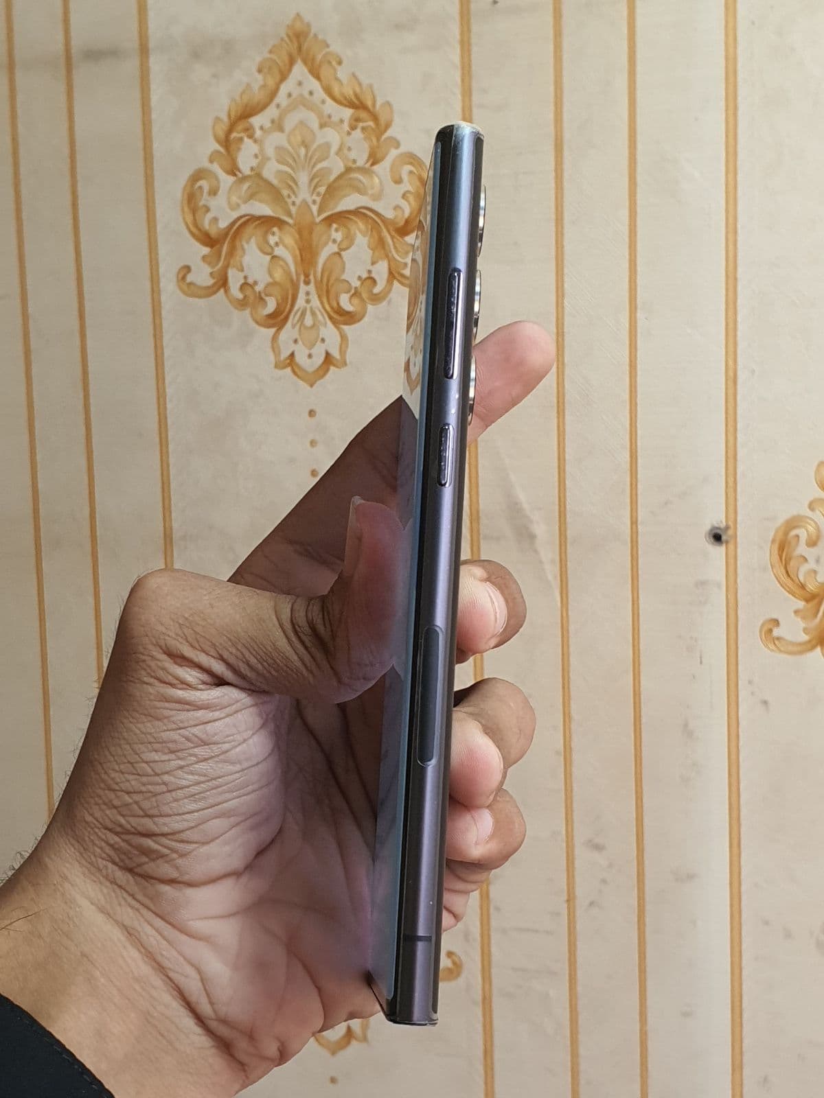 Samsung Galaxy S22 Ultra 12GB / 256GB in Phantom Black — photo 4