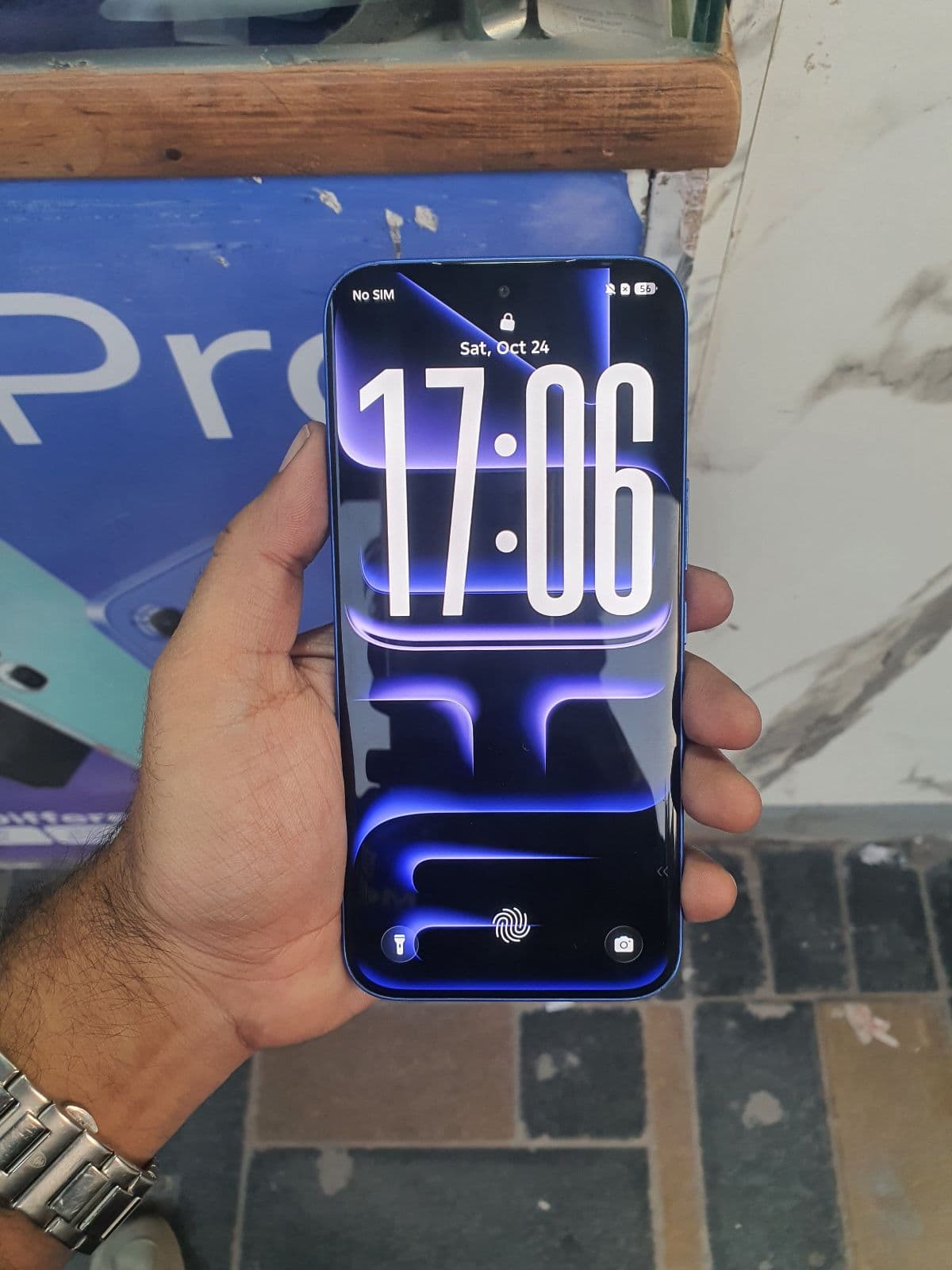 Infinix Note Edge 8GB / 256GB in Stellar Blue — photo 2