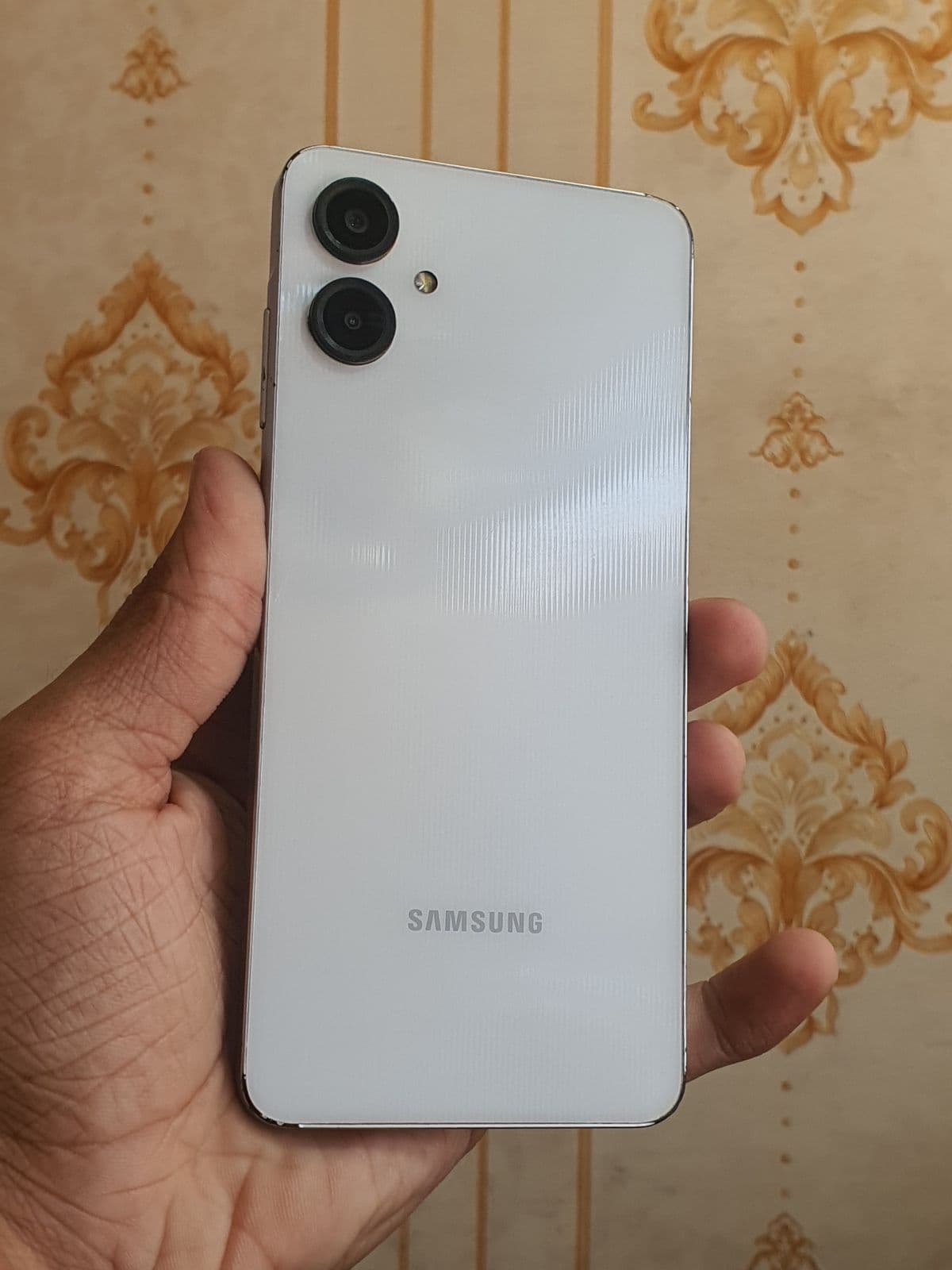 Samsung Galaxy A06 4GB / 64GB in White — photo 1